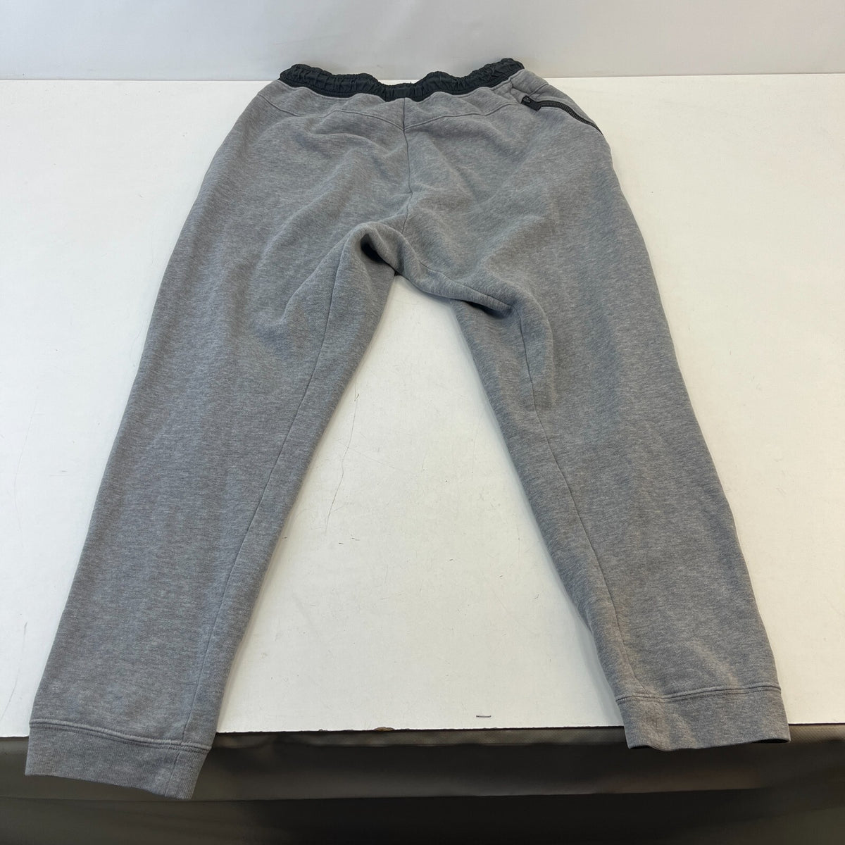 Nike Mens Jogger Trousers size M Grey Activewear Elastic Drawcord Leg L27"