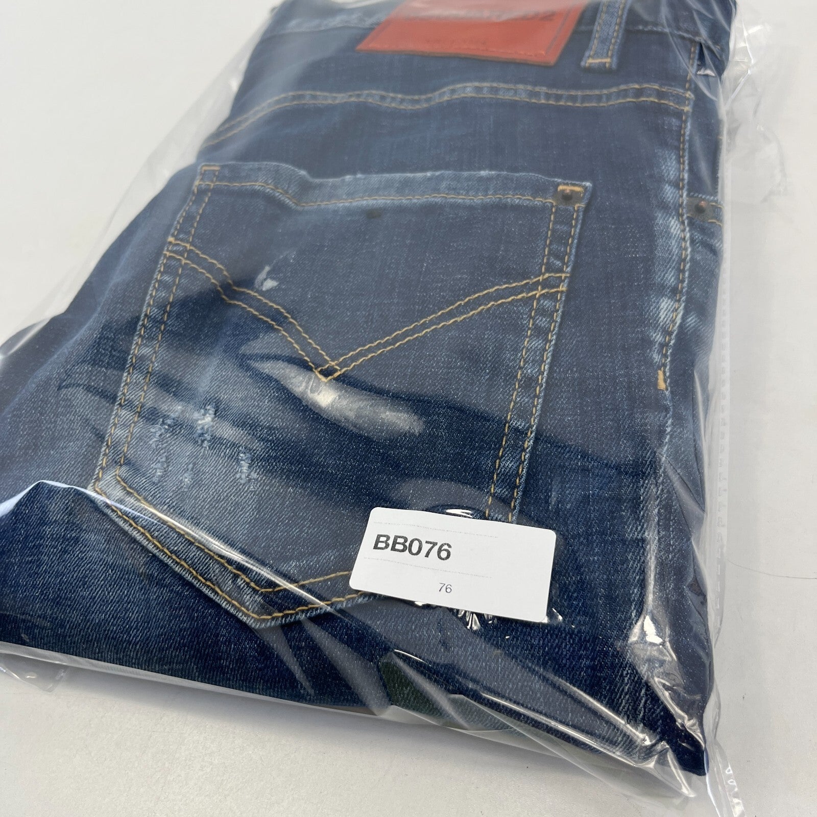 DSquared2 S74LB1010 Original Straight Fit Jeans size 46 W32" L29" Blue Distress