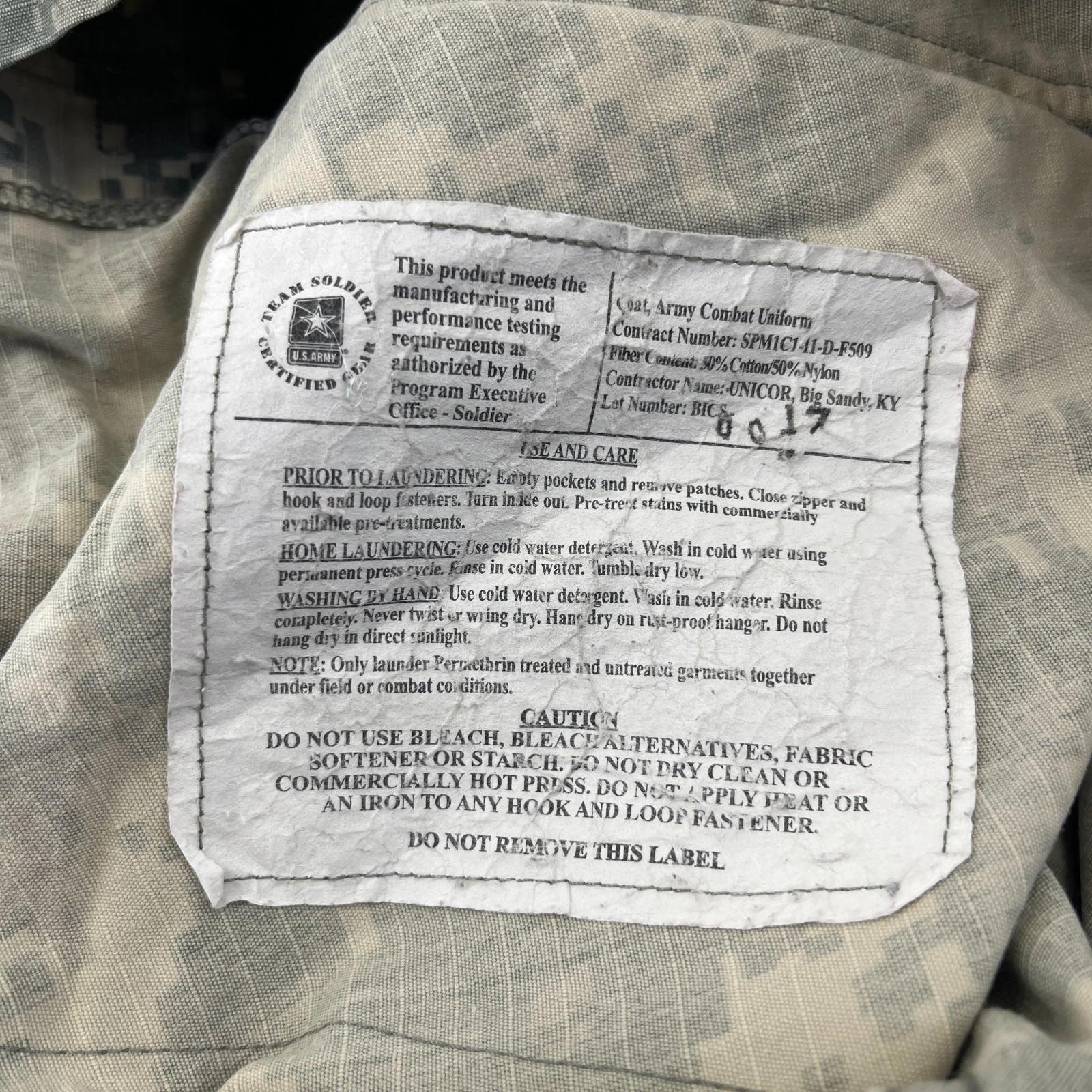 US Army Digital Camo Combat Uniform Ripstop Field Zip Coat Jacket Medium Short