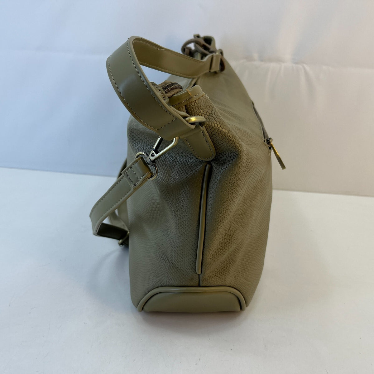 Bulaggi Medium Khaki Green Leather Tote Handbag