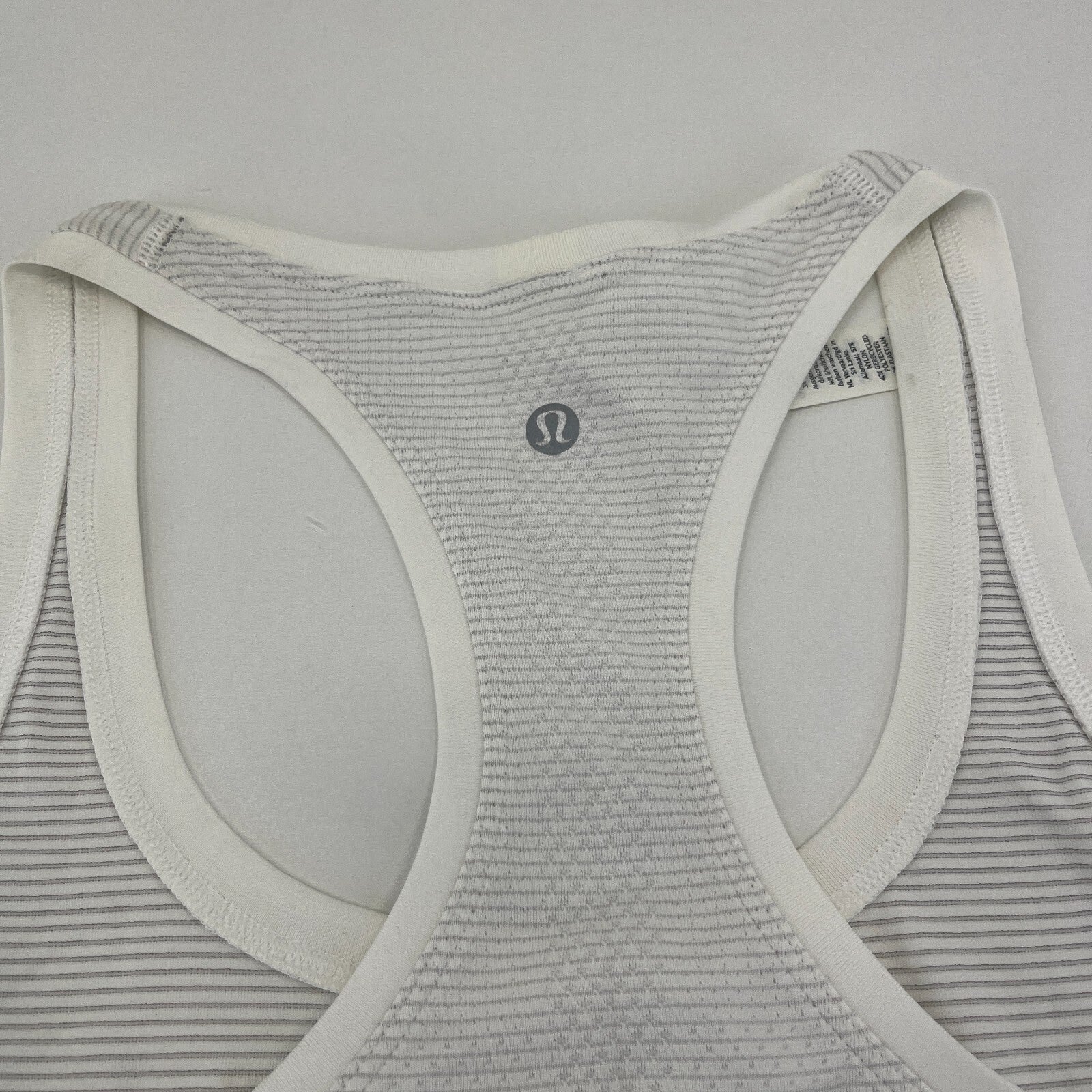 Lululemon Swiftly Tech Racerback Tank Top 2.0 White size UK 16 US 12 - New