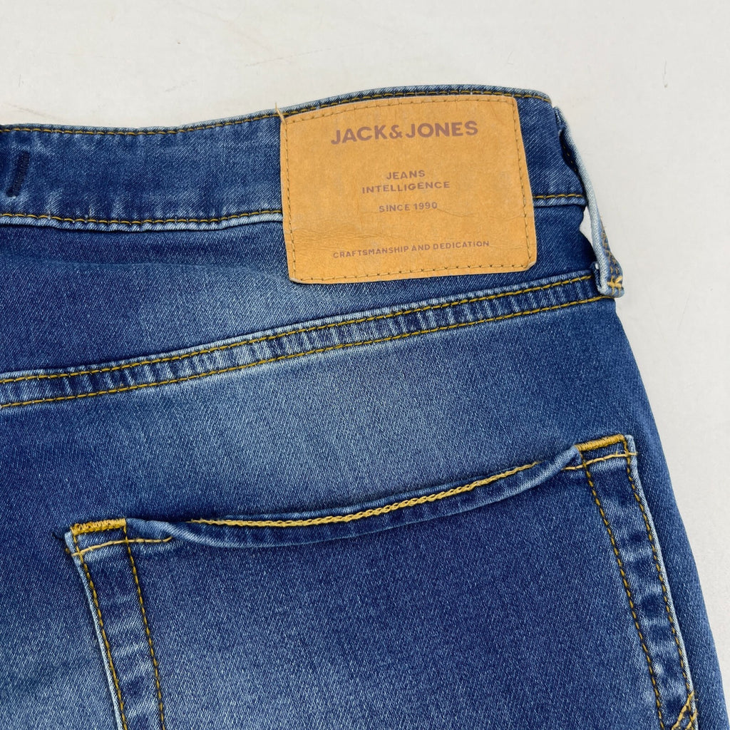 Jack & Jones Men’s Blue Slim Fit Denim Shorts Turn-Up Leg size M - W32"