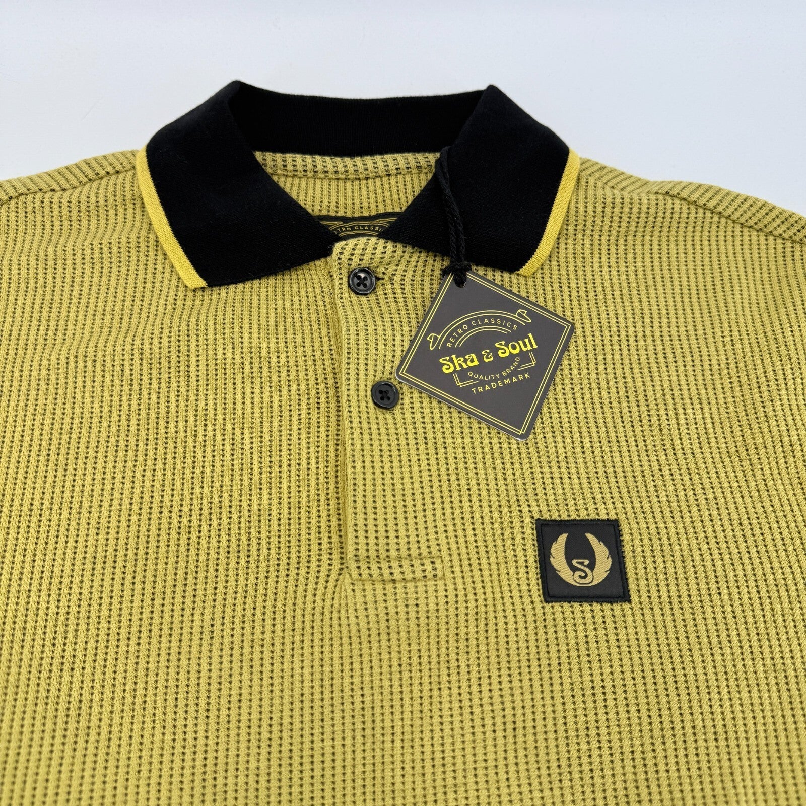 Ska & Soul Men's Waffle Knit Polo in Mustard Yellow size M - New - Model SS/2533