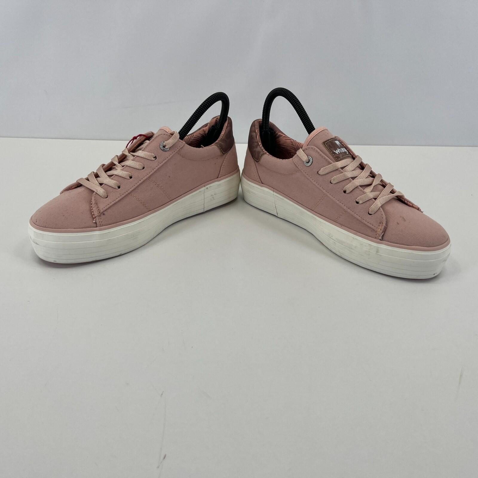 Wrangler Memory Foam Trainers in Pastel Pink UK size 65 / EU 38
