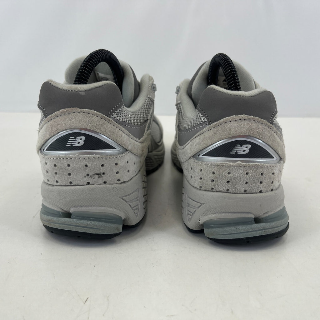 New Balance 2002R Trainers Grey Suede Leather & Mesh size UK 6.5 EU 40