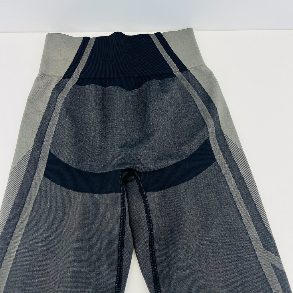 Sweaty Betty Yoga & Run Leggings 7/8 Length in Black/Gray Block Print size Small
