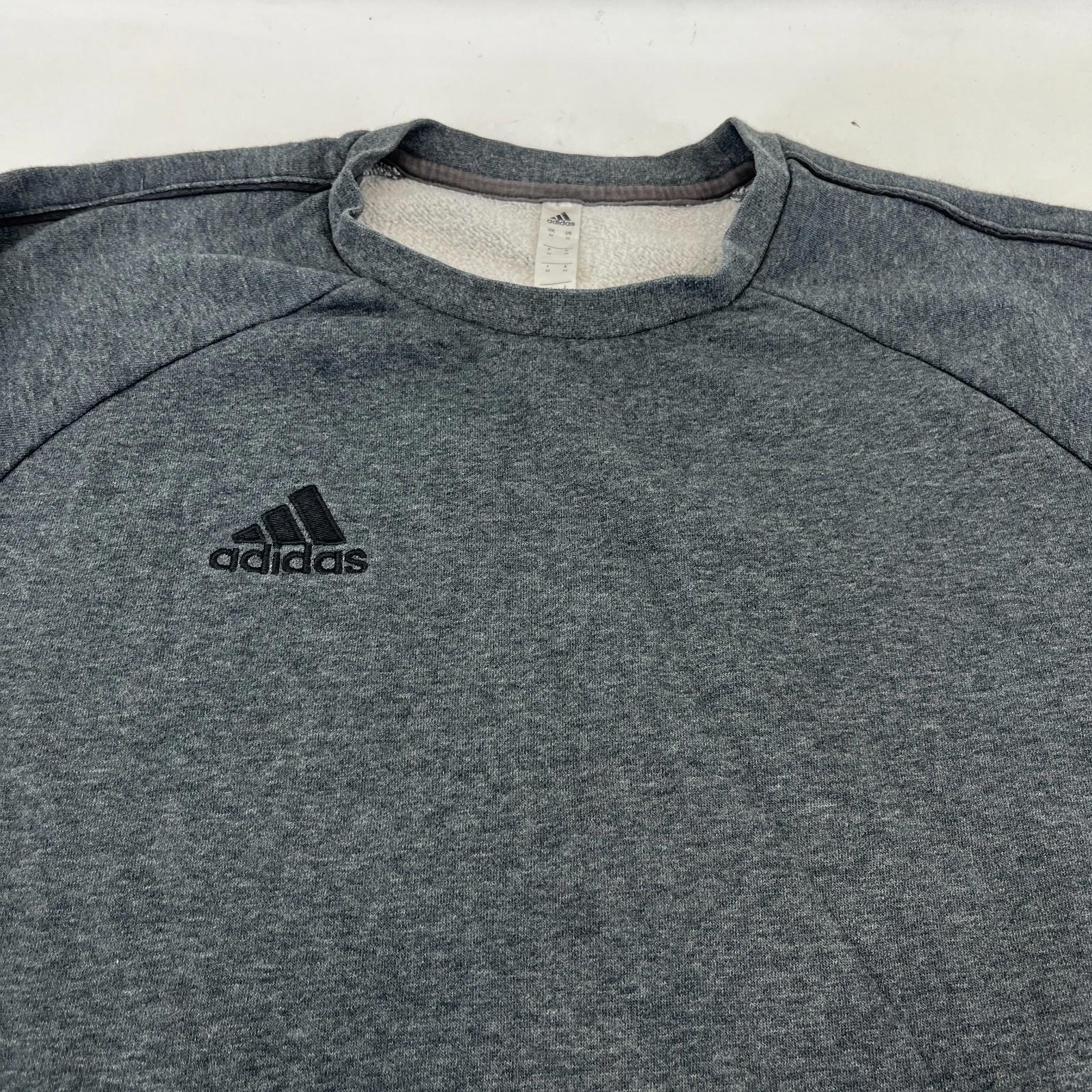 Adidas Round Neck Sweatshirt in Grey Men's size Medium