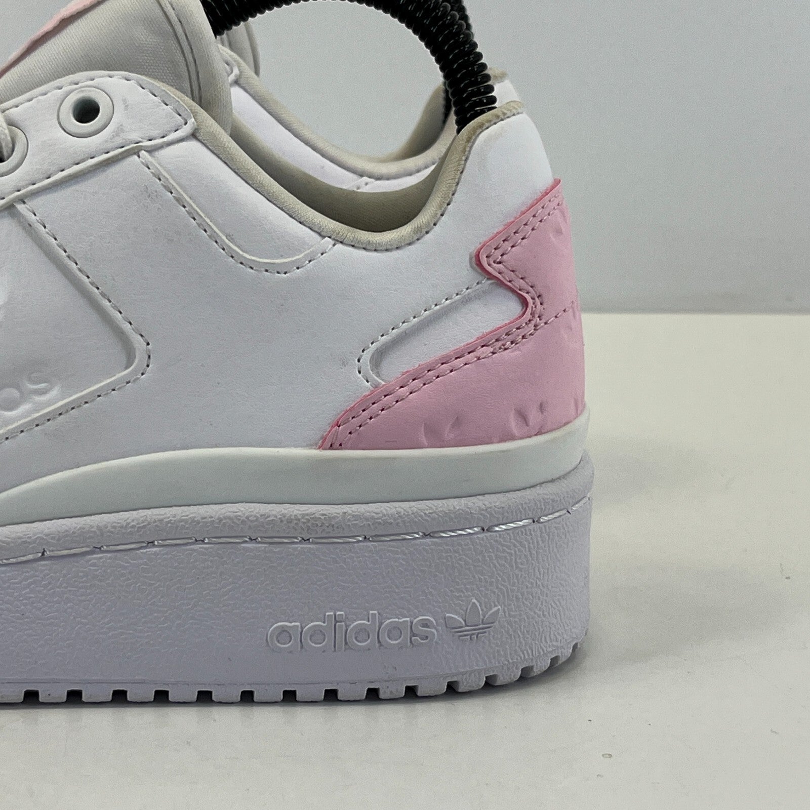 Adidas Forum Bold White & Baby Pink size UK 4 EU 36 2/3
