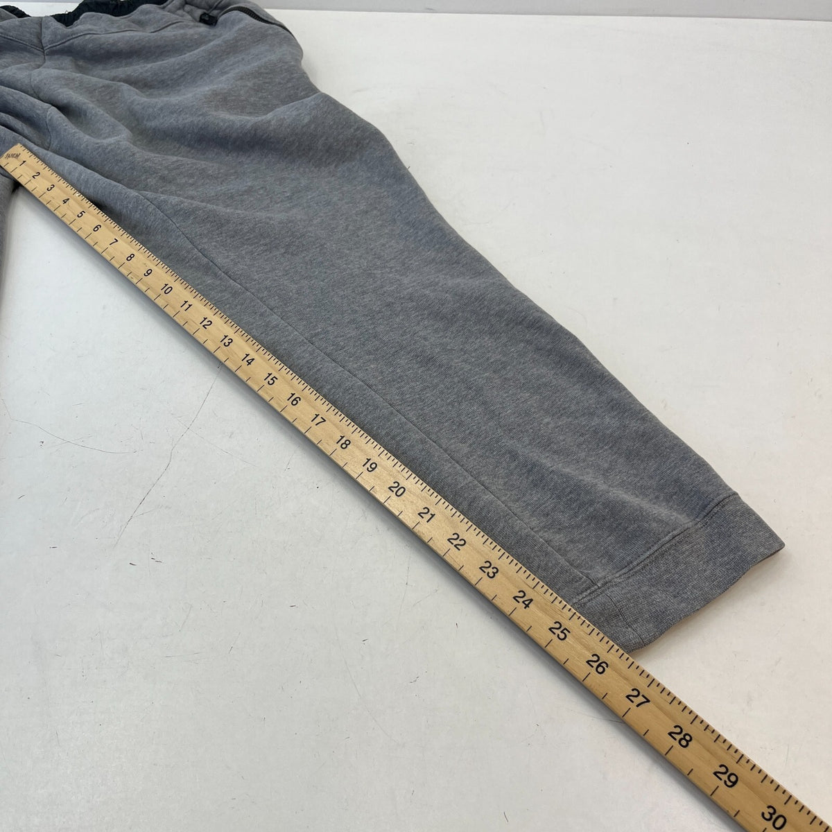 Nike Mens Jogger Trousers size M Grey Activewear Elastic Drawcord Leg L27"