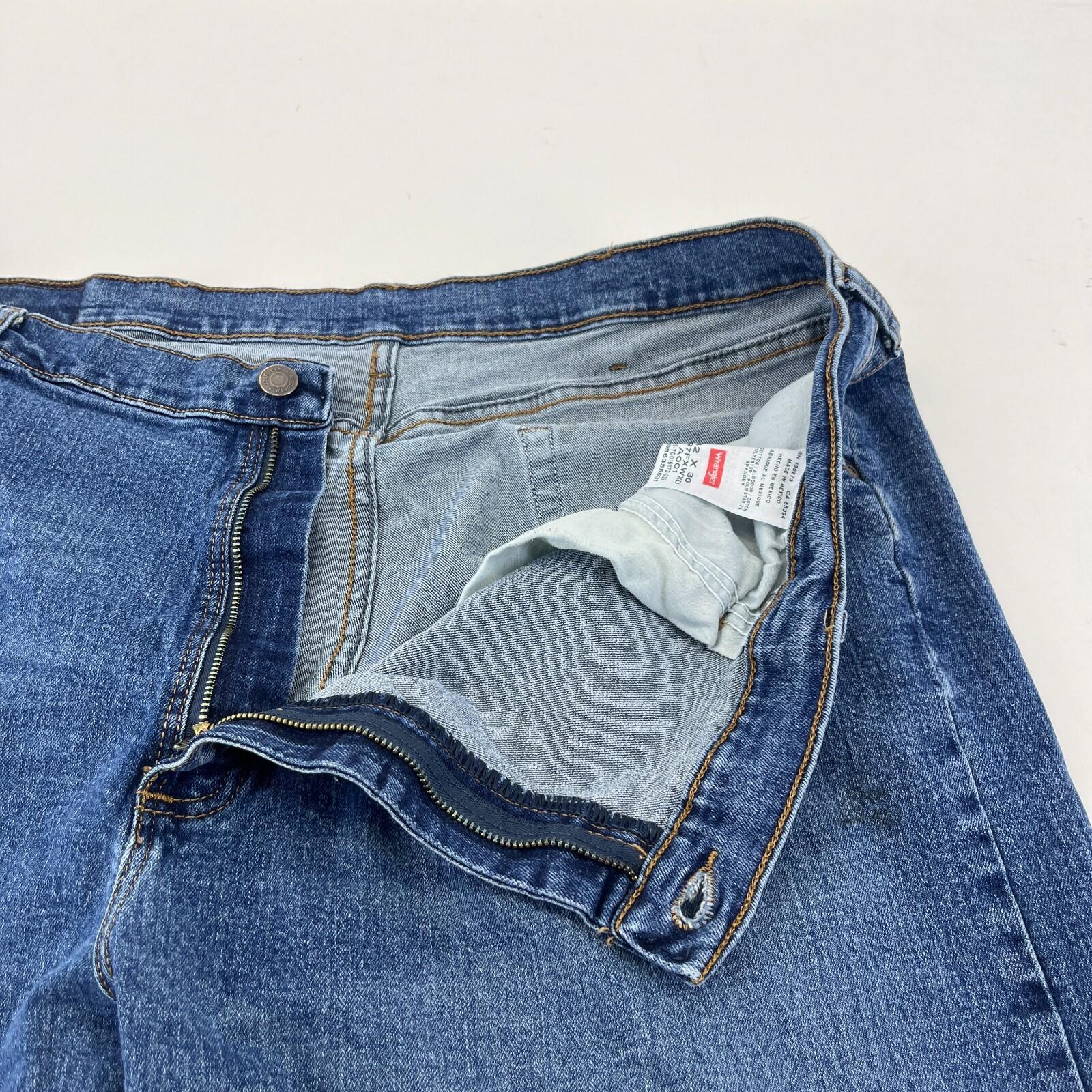 Wrangler Men's Blue Straight Leg Stretch Denim Jeans W42" L30"