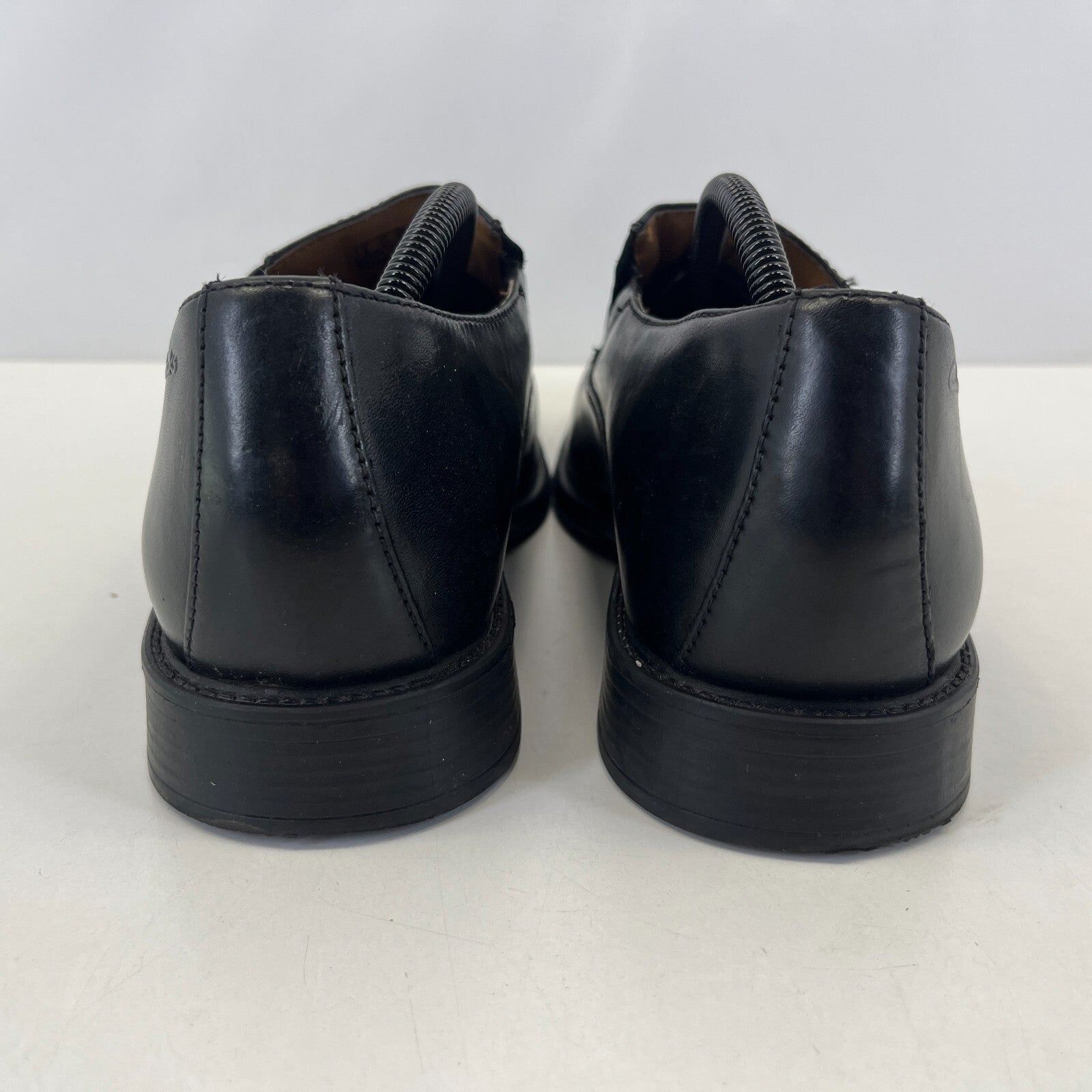 Clarks Ultimate Comfort Collection Men's Leather Slip On Shoes in Black size 9 G