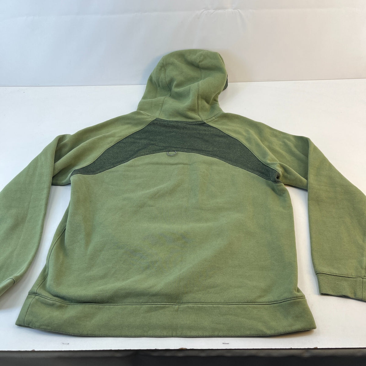 Nike Air Max Hoodie in Green Mens size Large with Kangaroo Pocket
