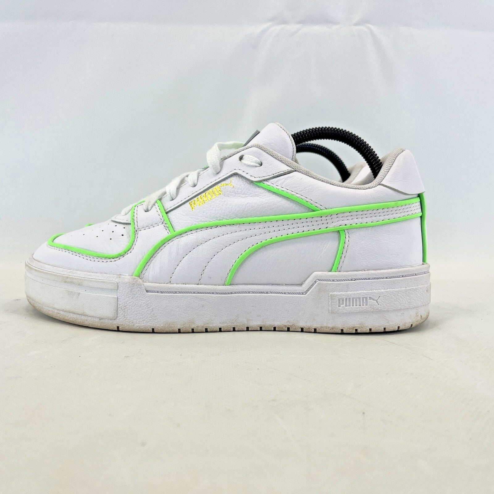 Puma Women's White Trainers with Fluoro Green Piping UK size 7 EUR size 40.5