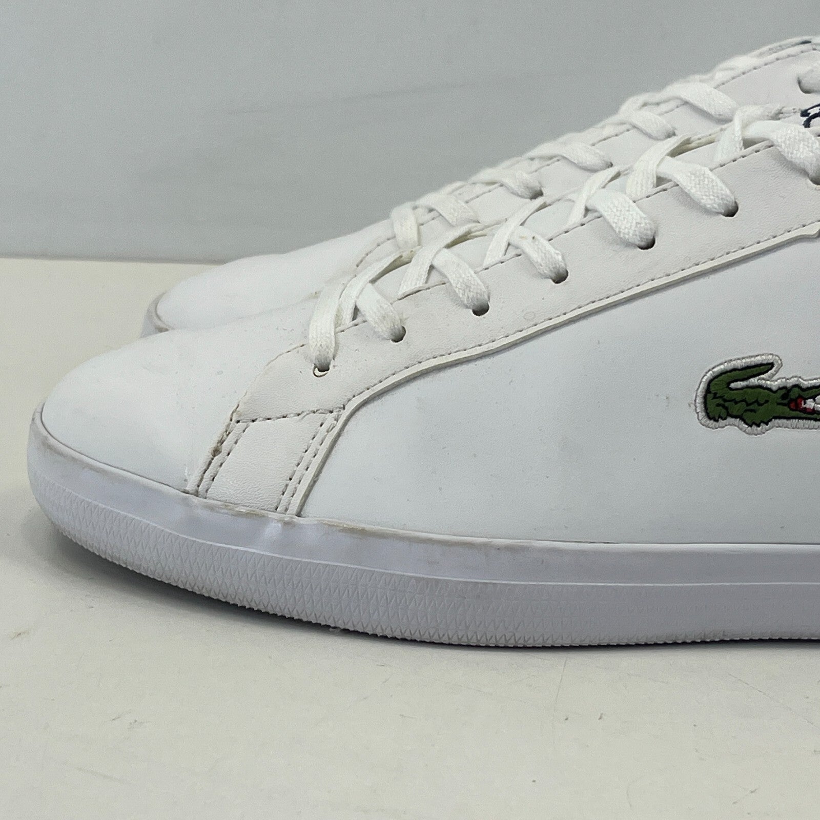 Lacoste Lerond White leather Trainers Shoes size UK 8 EU 42