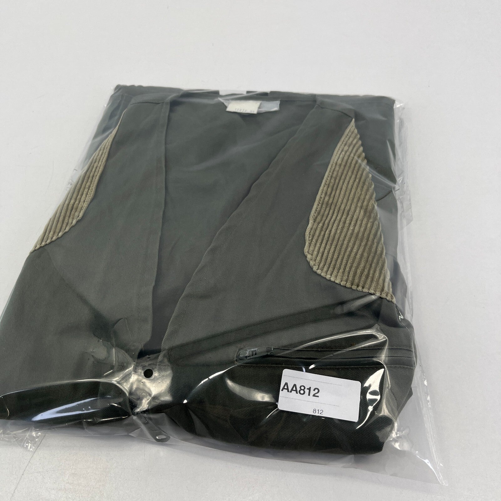 Vintage J Beraha Olive Green Shooting Vest Waistcoat size Large Made in France
