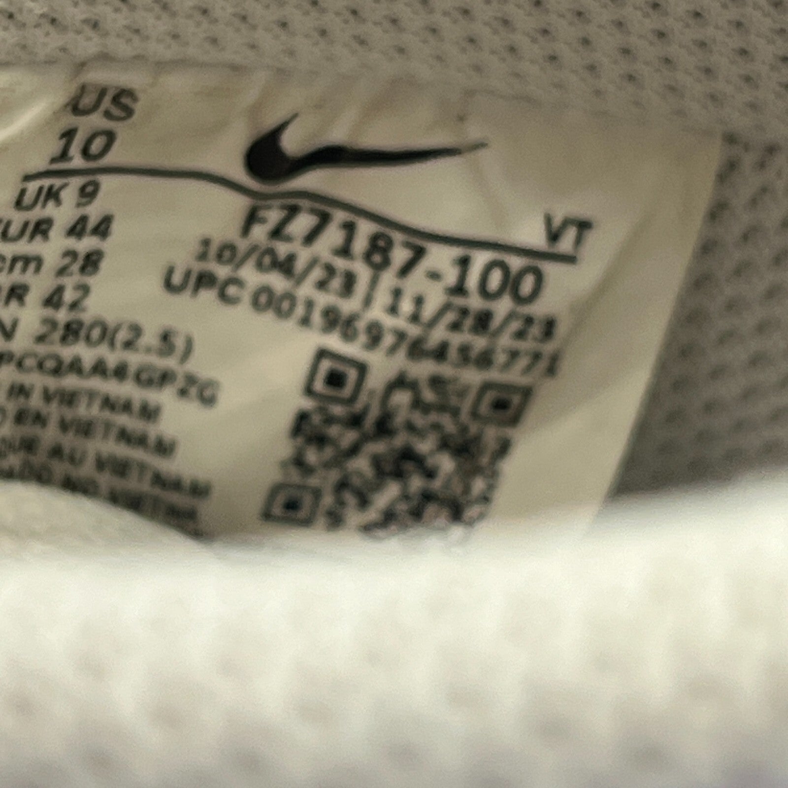 Nike Air Force 1 Low White Red AF1 size UK 9 EU 44
