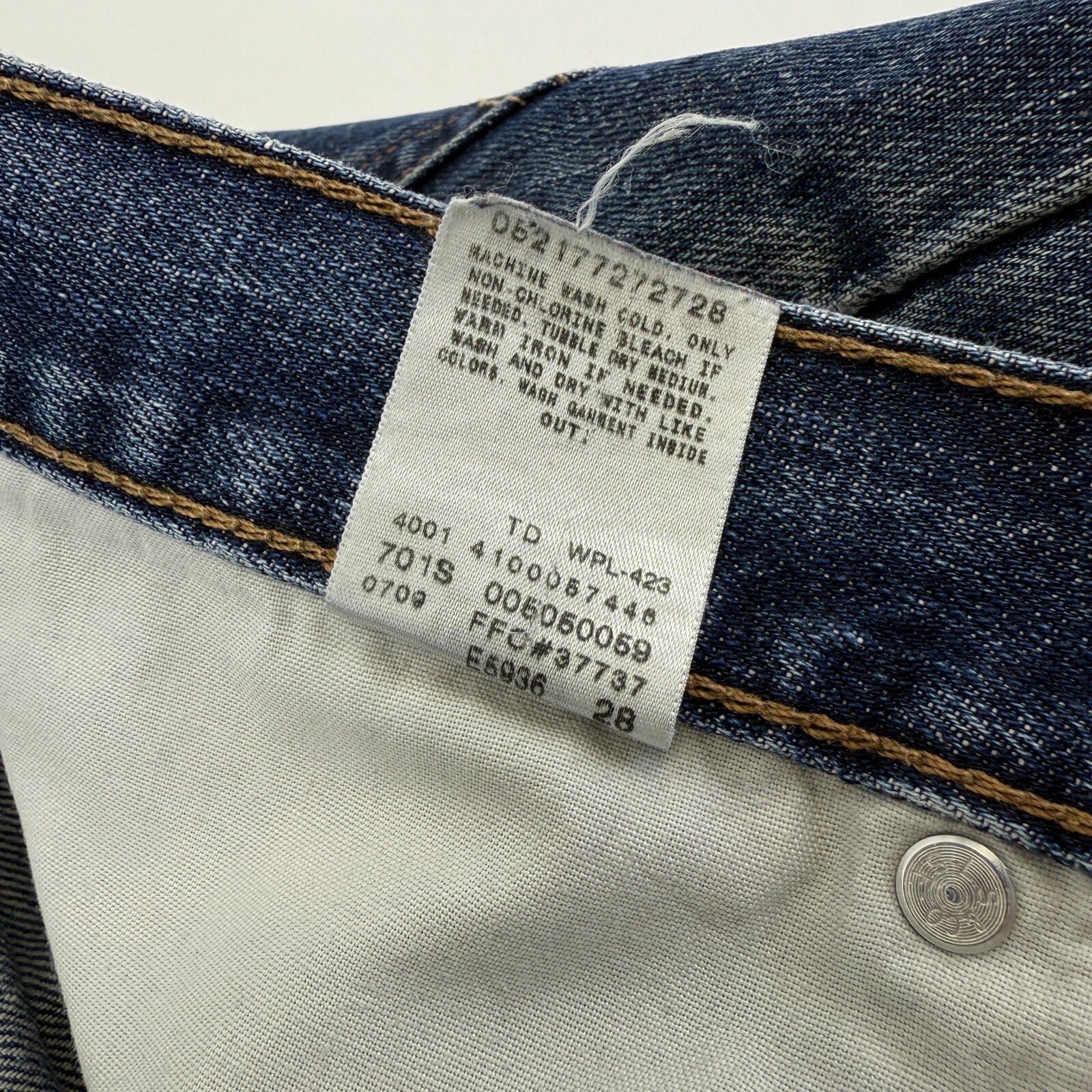 Vintage Levi's 505 Straight Jeans Men's W36" L30" Blue Denim Levi Strauss