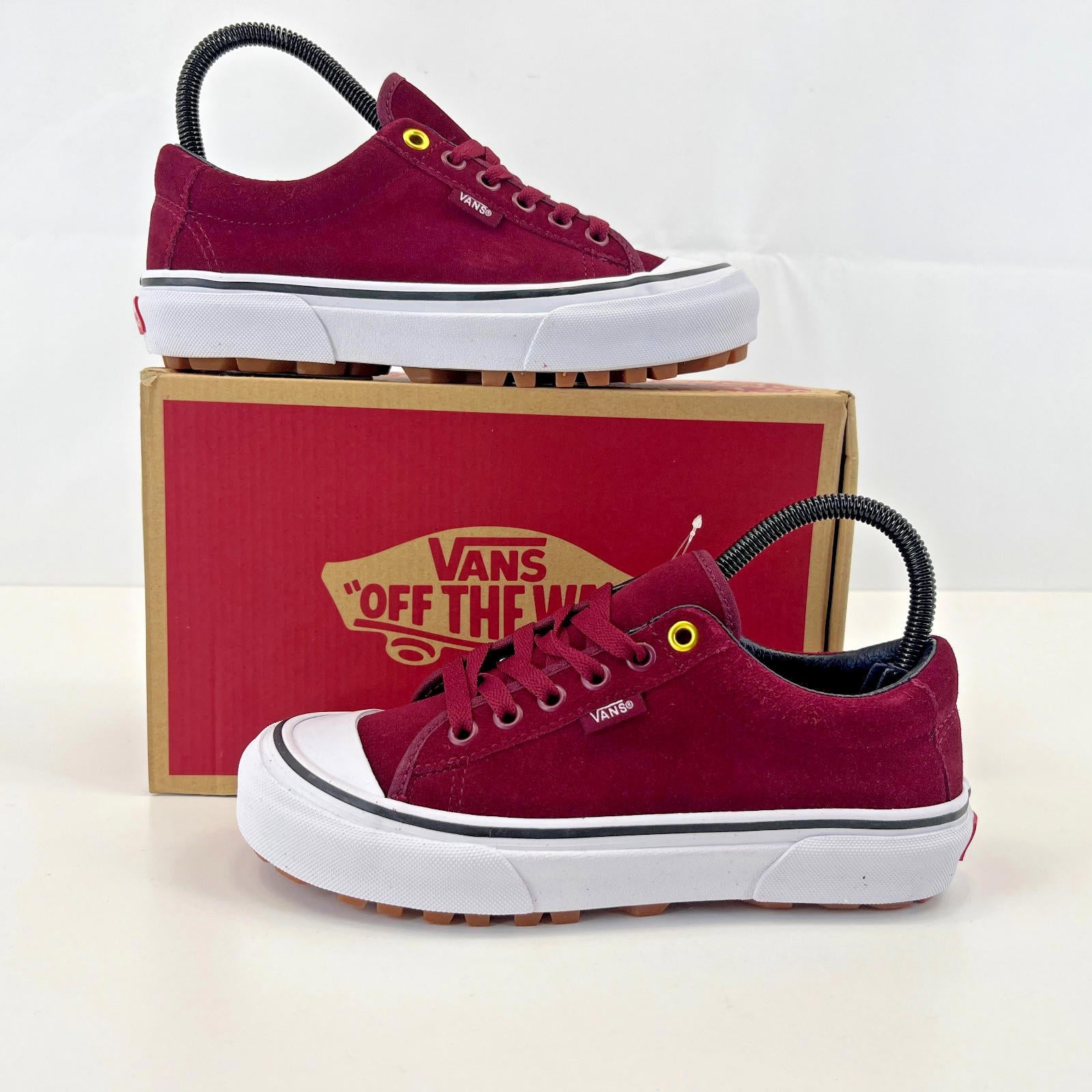 Vans Old Skool Maroon Suede Trainers Sneakers Shoes UK size 3 EU size 35 - New