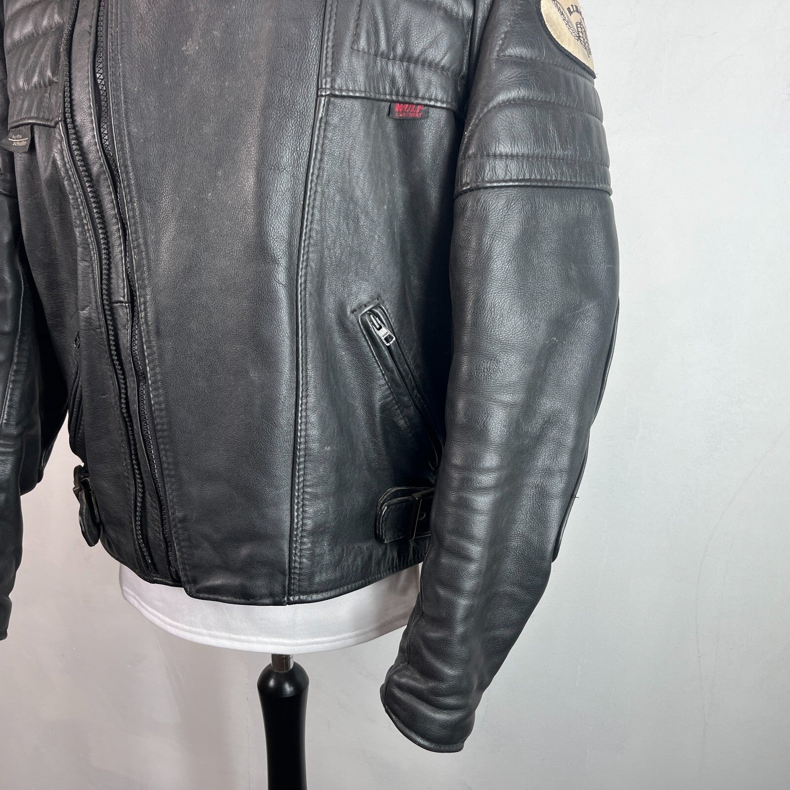 Wolf Leathers Vintage Black Leather Motorcycle Jacket Airbrushed size UK 46