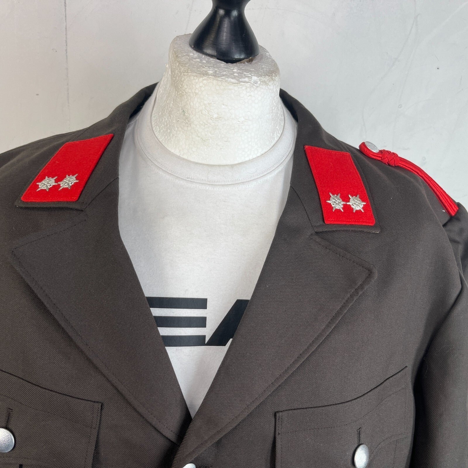 Austrian Army Dress Uniform Jacket Officers Blazer in Brown with Badges size XL