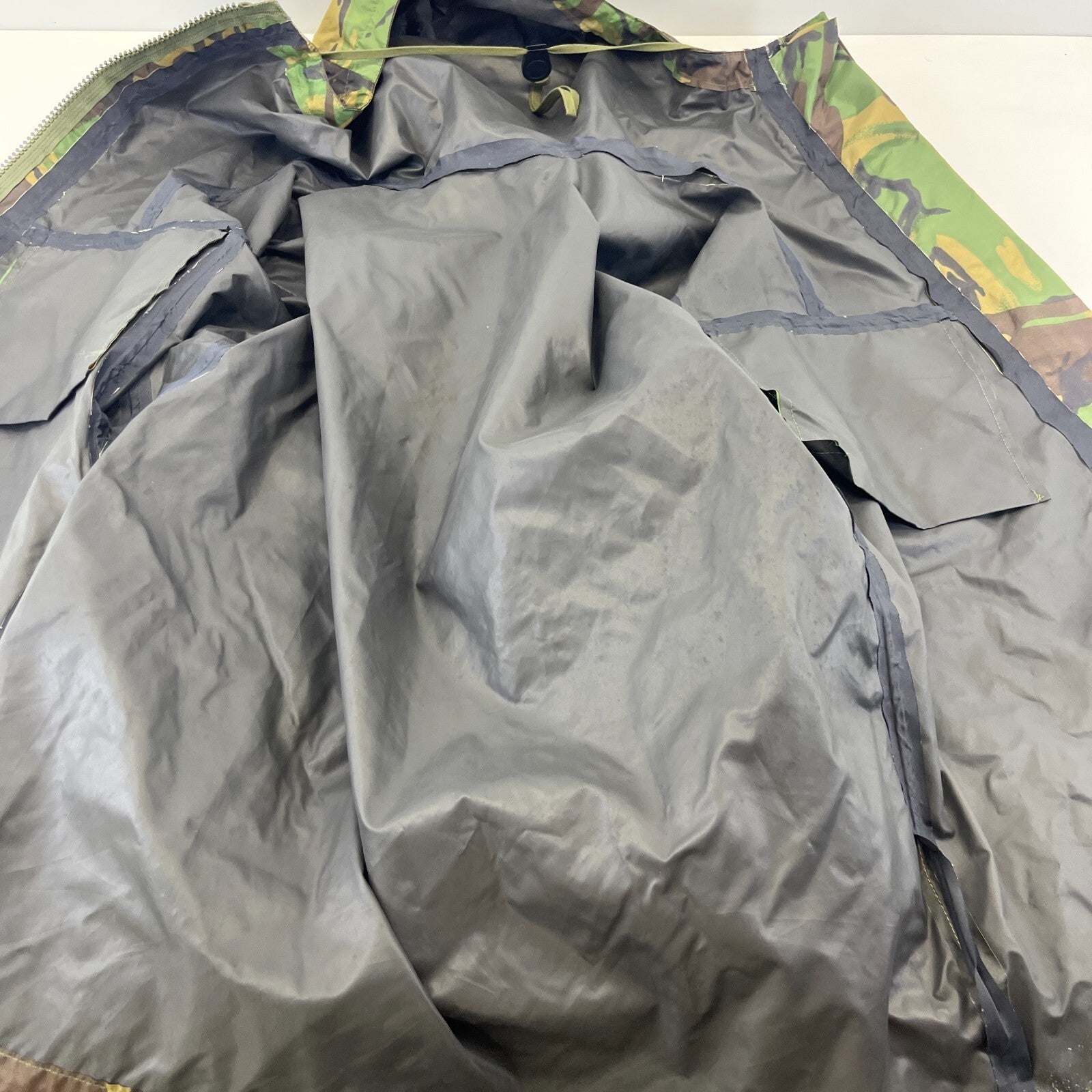 British Army DPM Waterproof Combat Smock 170/100 (Large) Woodland Camo Jacket