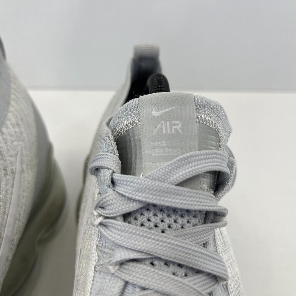 Nike Air Vapormax Flyknit 3 Platinum Light Grey 2019 size U.K 9.5
