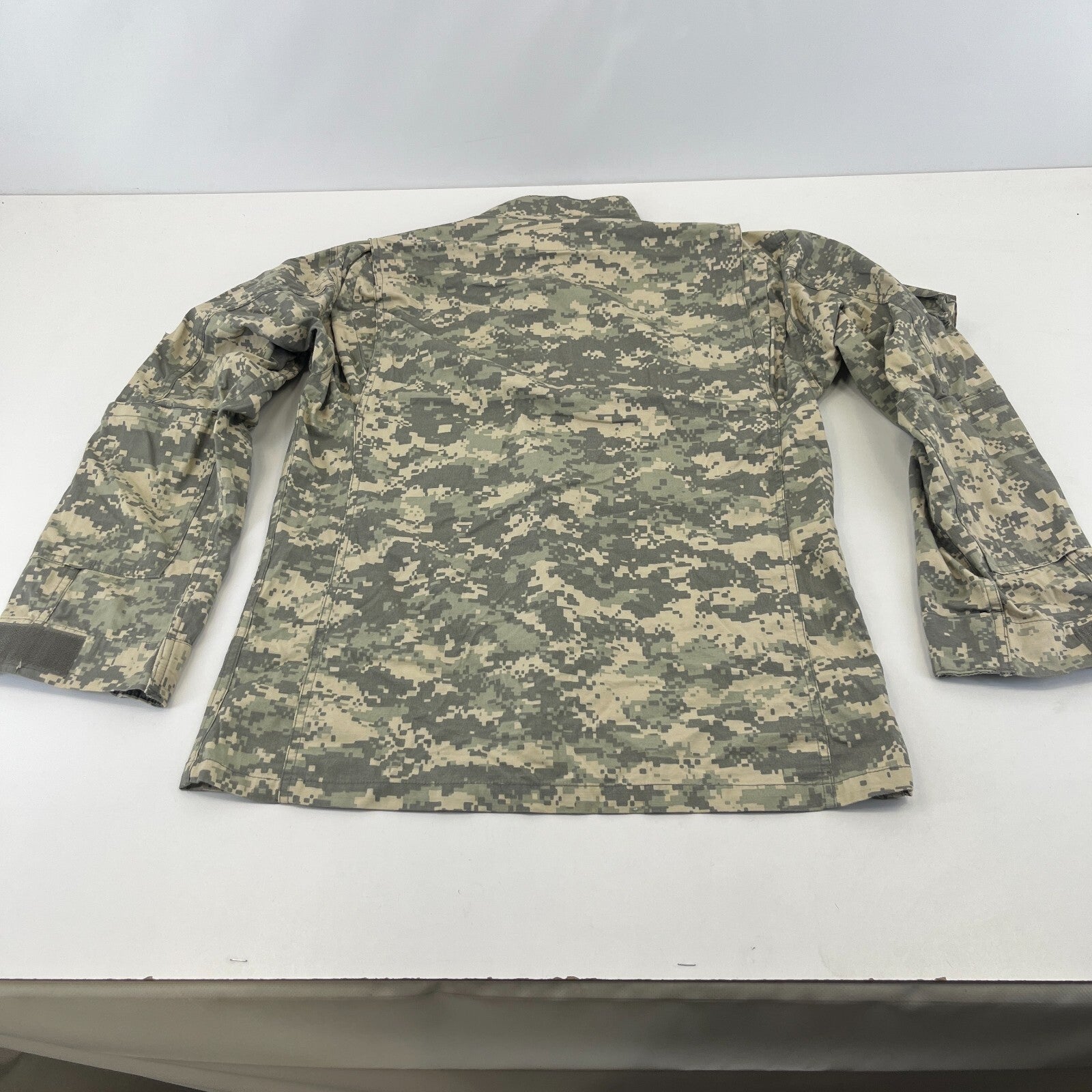 US Army Issue Digital Jacket Camo Combat Uniform Surplus US size Small-Regular