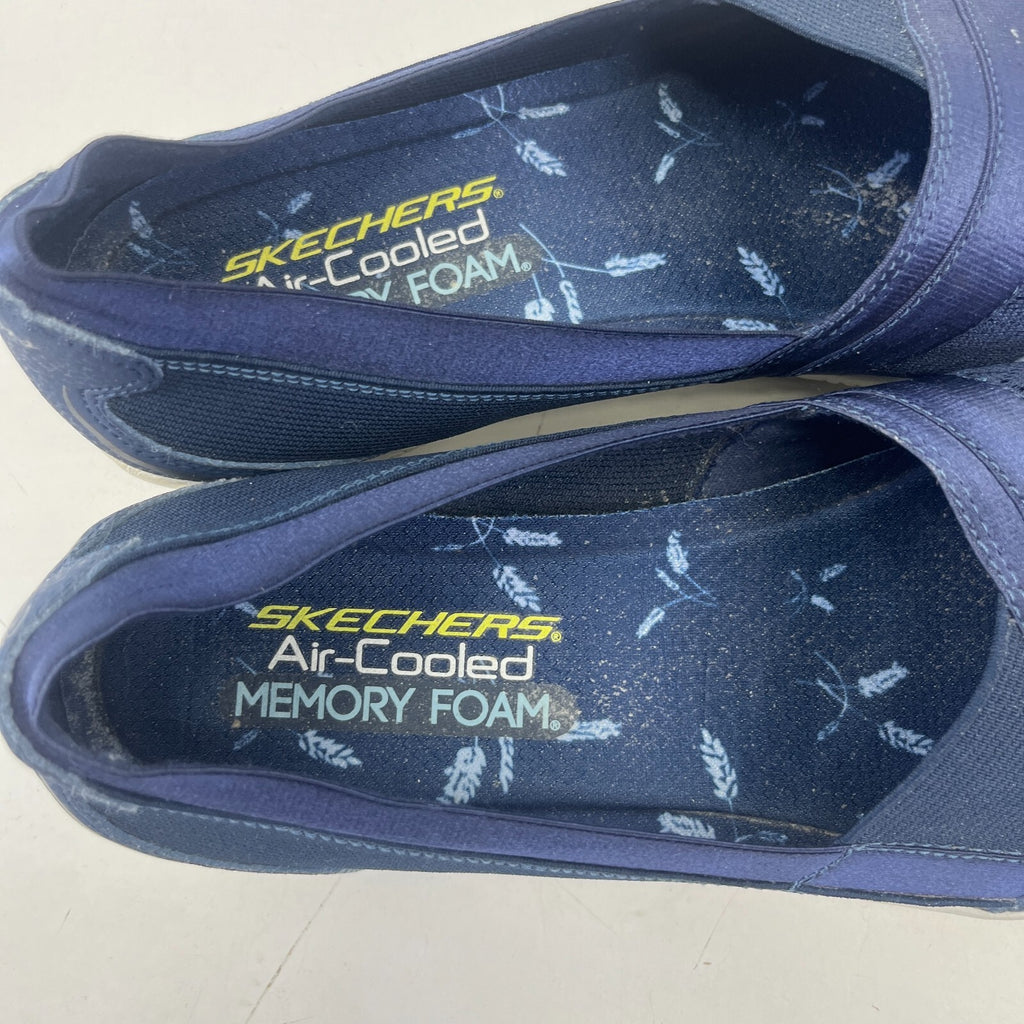 Skechers Women's Slip On Trainers Navy Blue size UK 7 EU 40