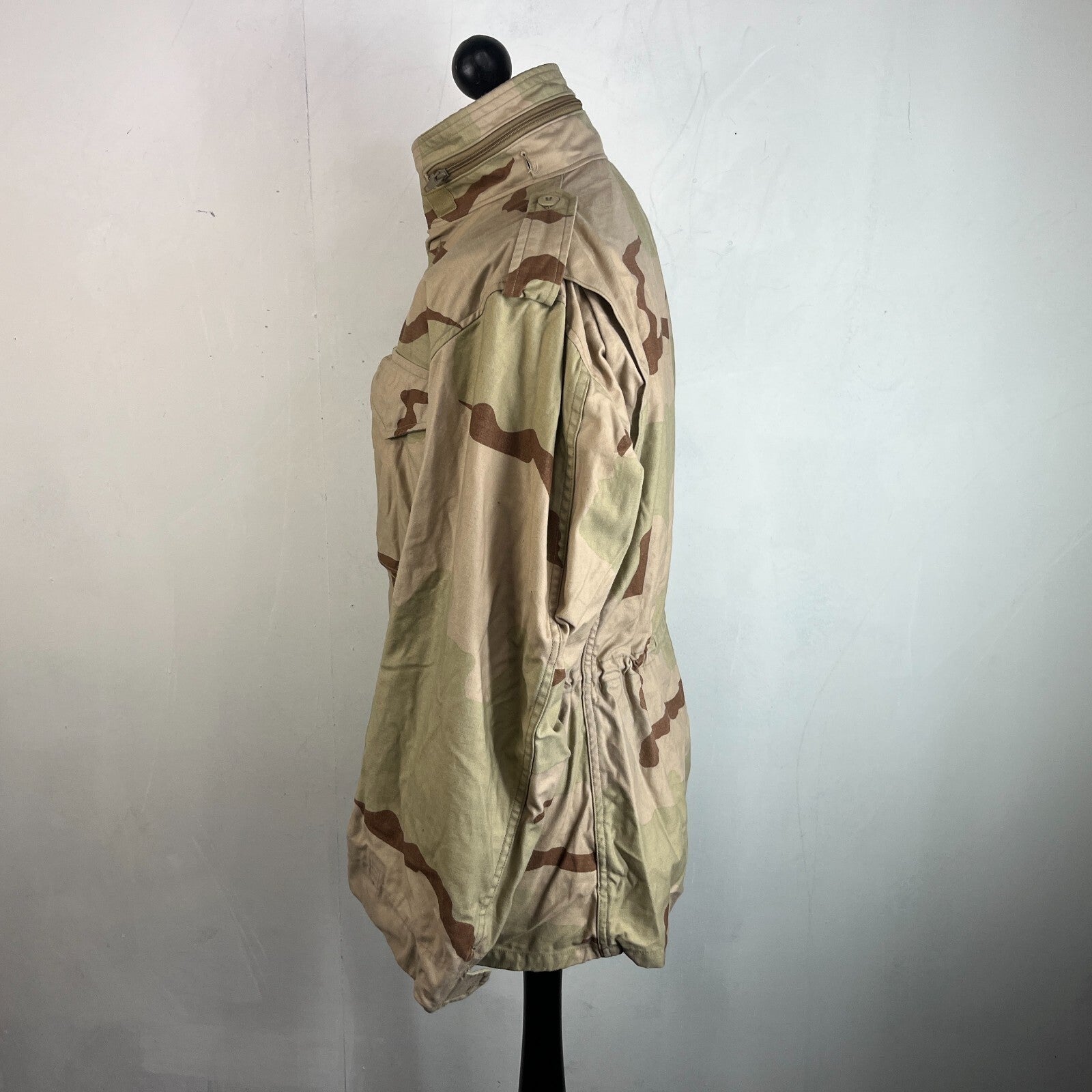 US Army Surplus Issue DCU Desert Camo Tri Colour M65 Cold Weather Jacket Medium-Regular