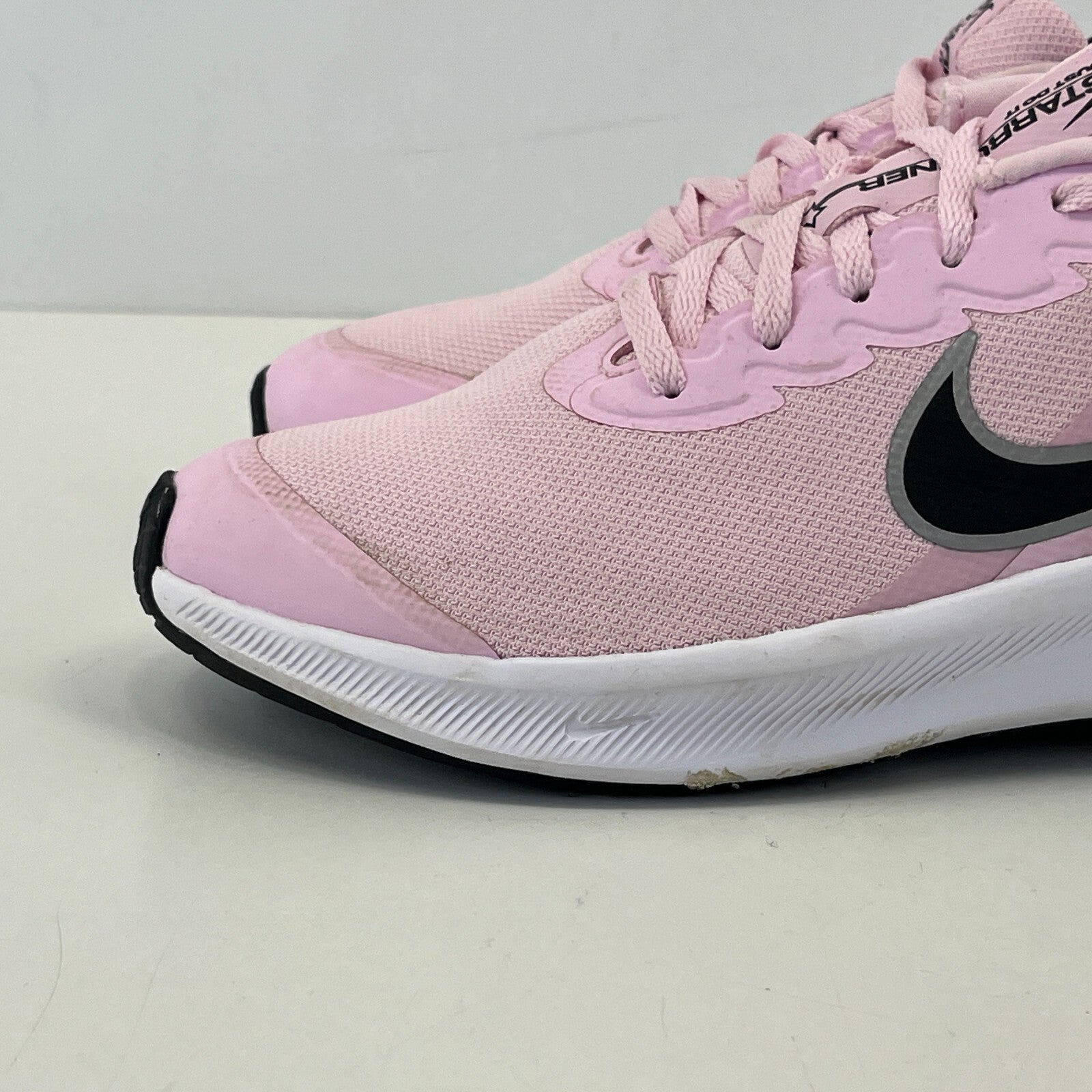 Nike Star Runner Running Trainers in Baby Pink Womens size UK 6 - EU 40