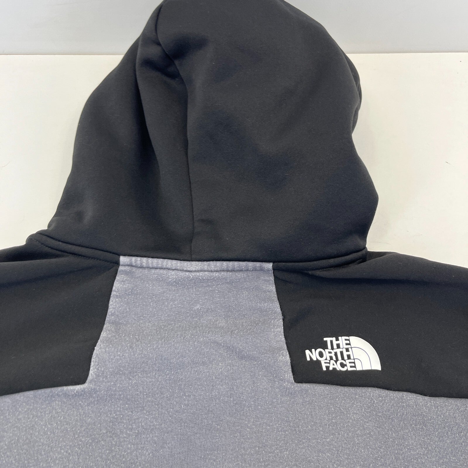 The North Face Boys Graphic Hoodie Jumper 14-15 Years XL Grey & Black