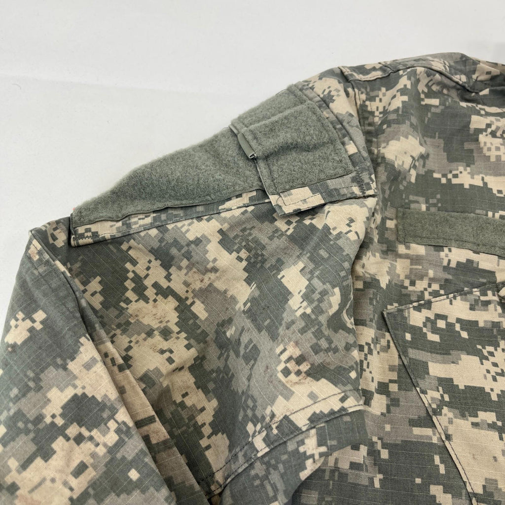 US Army Digital Camo Hot Weather Combat Jacket Ripstop US size Small-Reg - UK M