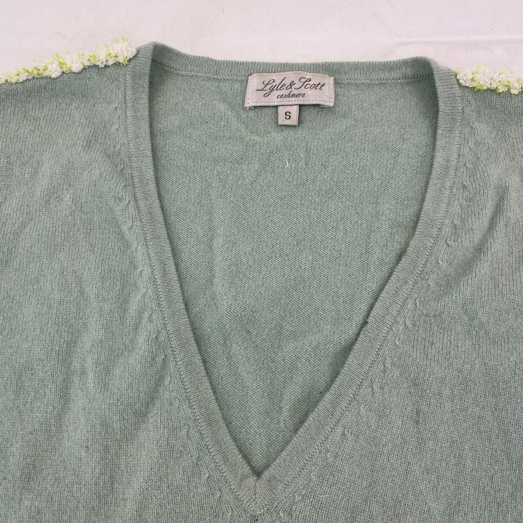 Vintage Lyle & Scott 100% Cashmere Sweater Jumper in Green UK Women's size Small