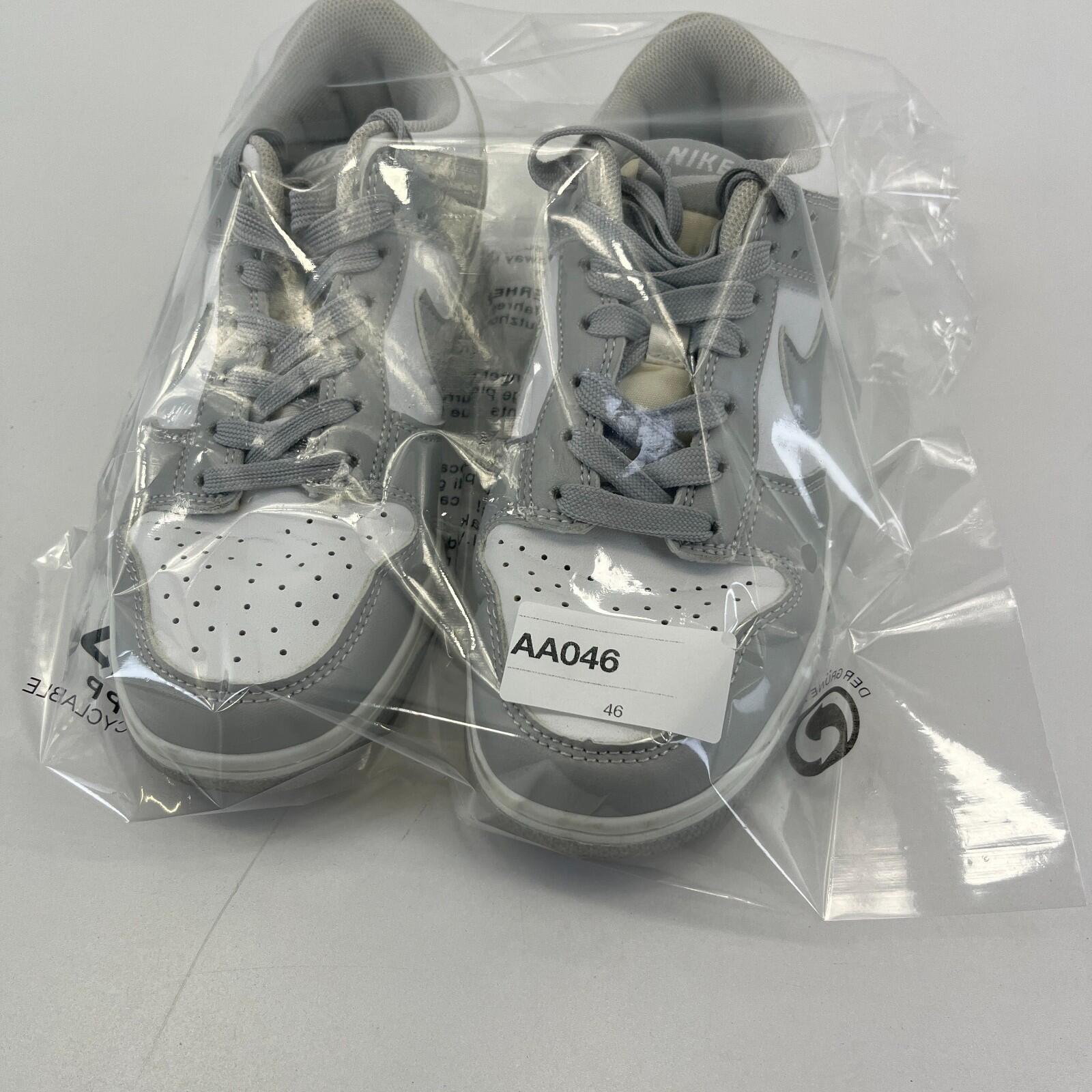 Nike Dunk Low Lace Up Trainers in Grey & White UK size 3.5 / EU 36