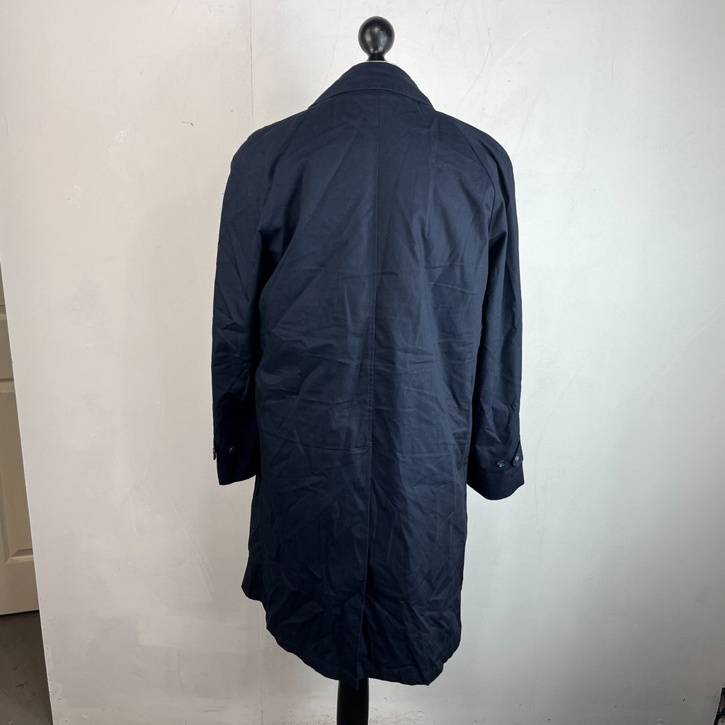 Vintage Men's Trench Coat in Navy Blue with Removable Liner size 40R Raincoat