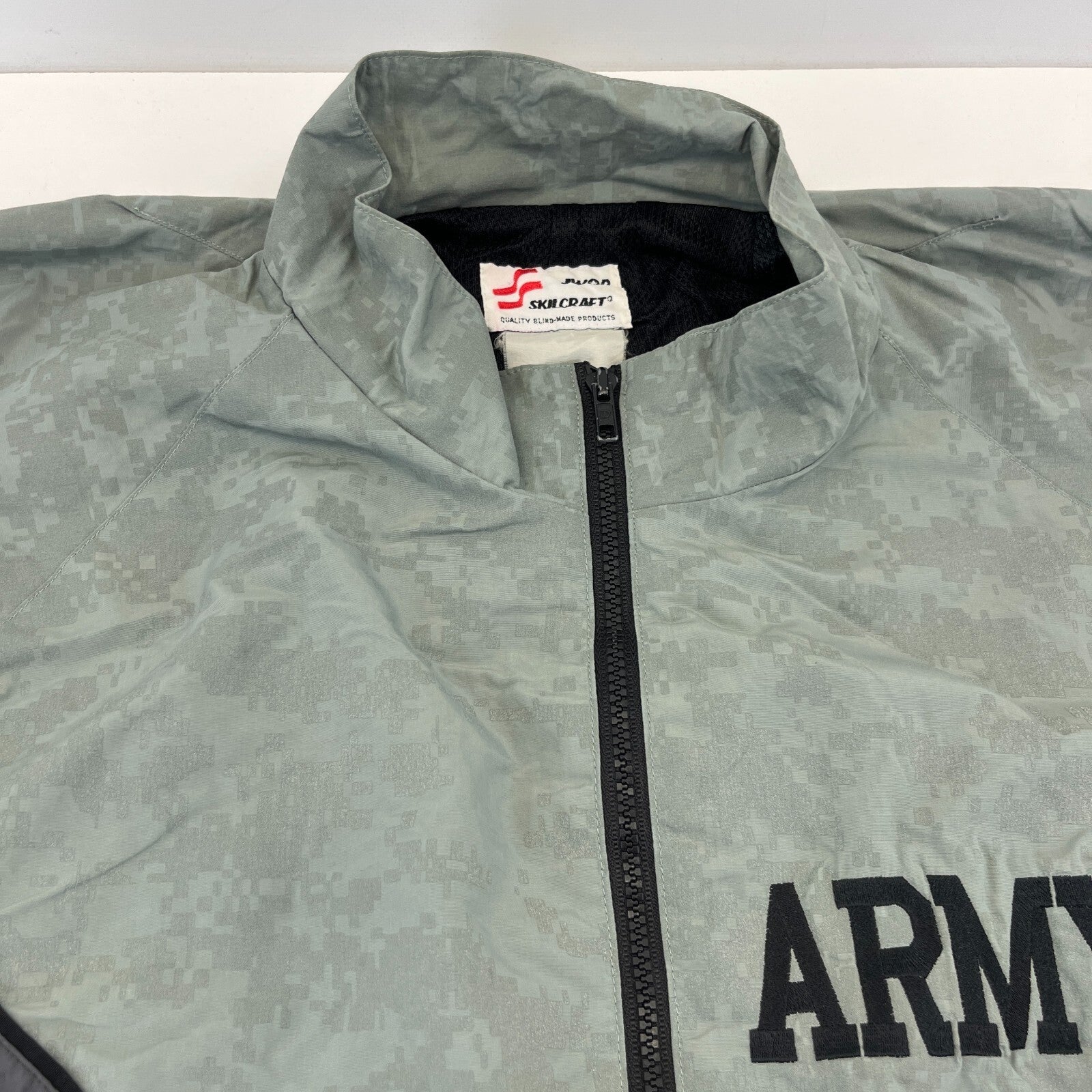 US Army Bomber Jacket Grey Digital Print Windbreaker US size Large-Regular