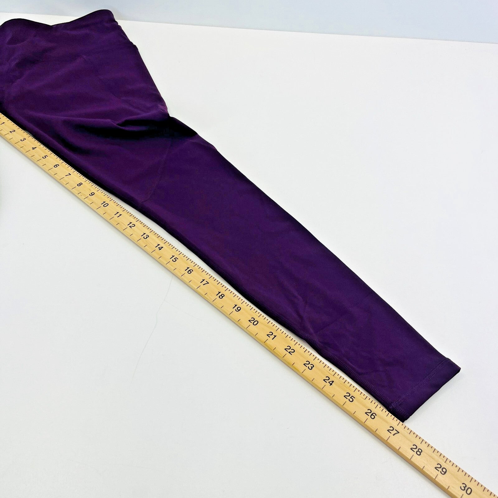 Sweaty Betty Power Workout Leggings in Midnight Cherry Purple Full Length size S