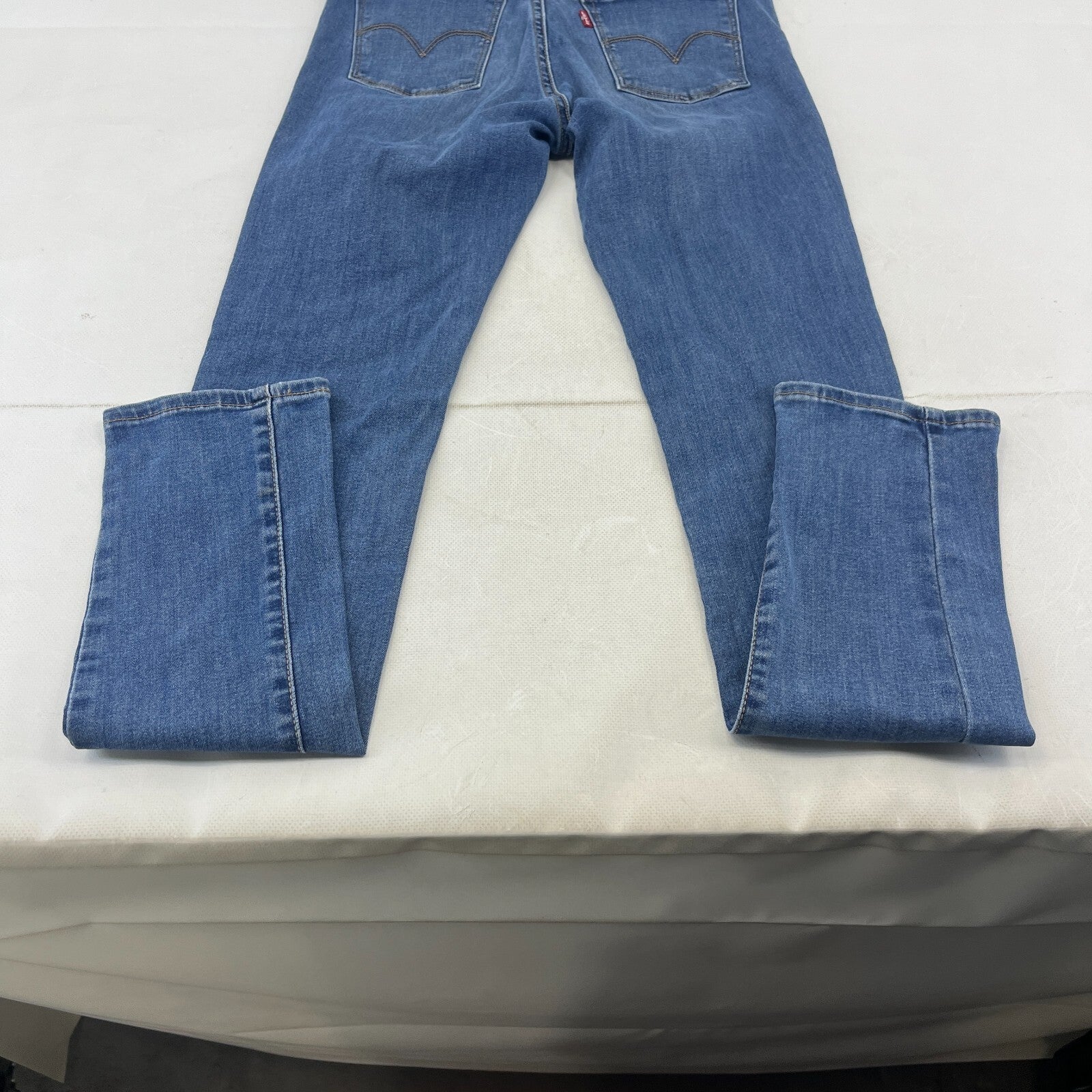 Levi's Slimming Skinny Stretch Jeans Women's W28" L32" Mid Blue Denim