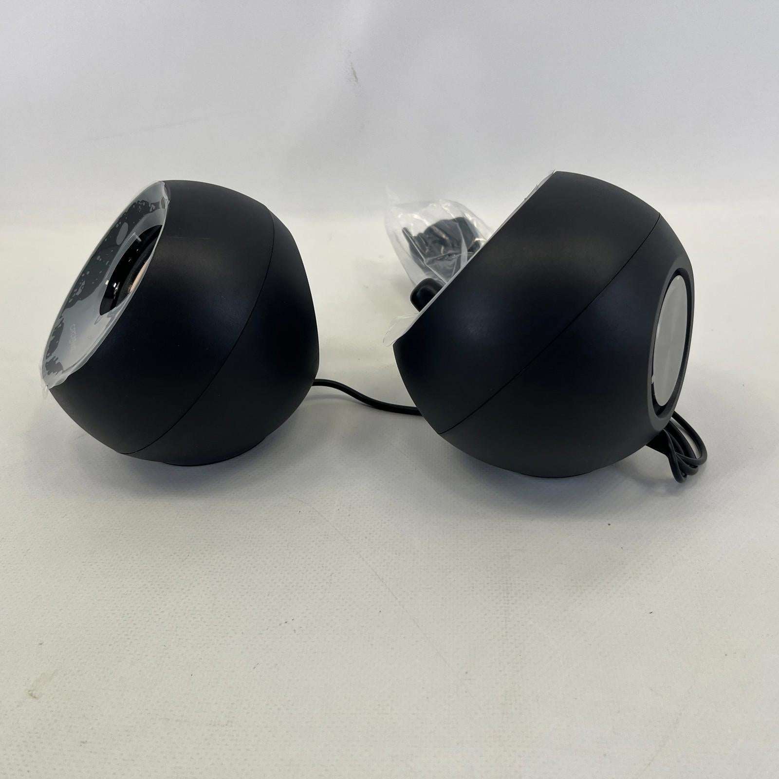 Creative Pebble SE 2.0 Desktop Speakers Black w/ Light-Up Base USB Type-C