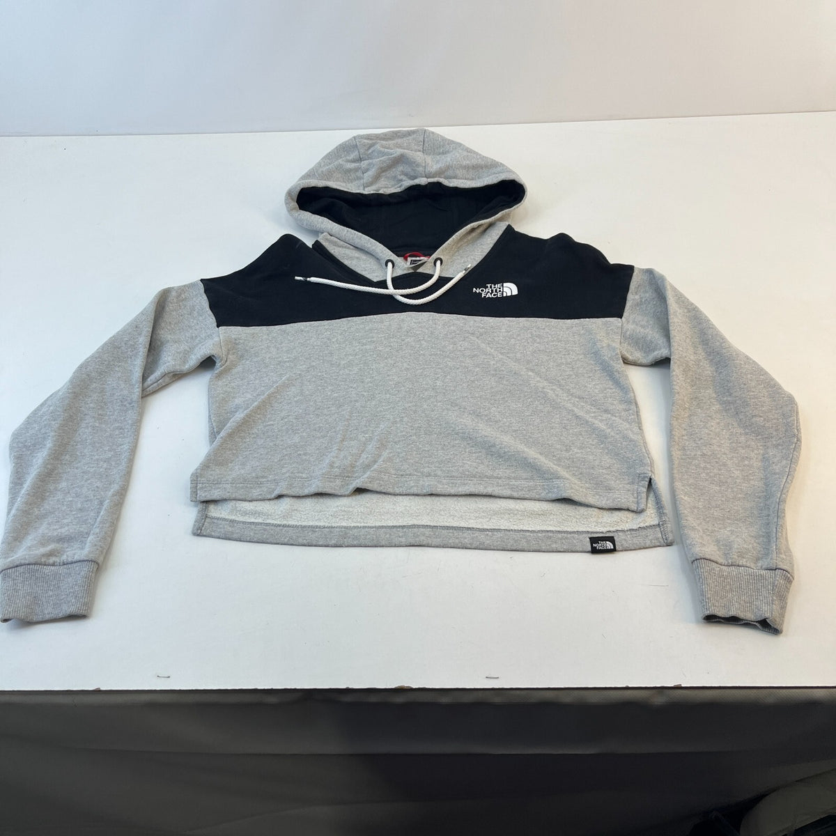 The North Face Women’s Cropped Hoodie in Grey & Black size Small