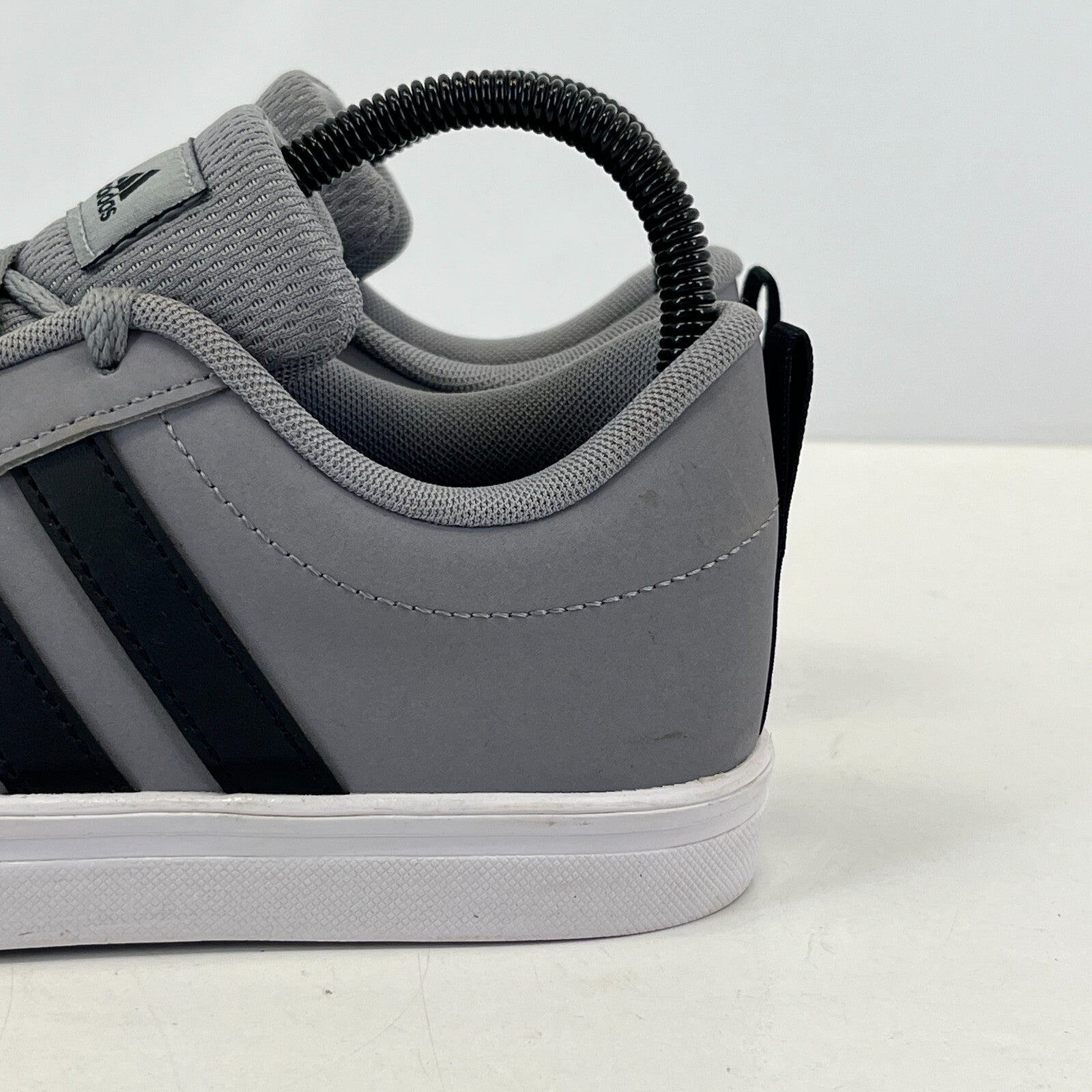 Adidas Pace 2.0 Boys Trainers size UK 3 - EU 35.5 Grey/Black/White