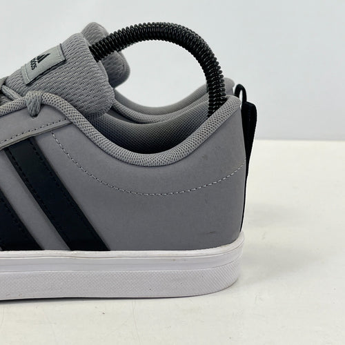 Adidas Pace 2.0 Boys Trainers size UK 3 - EU 35.5 Grey/Black/White