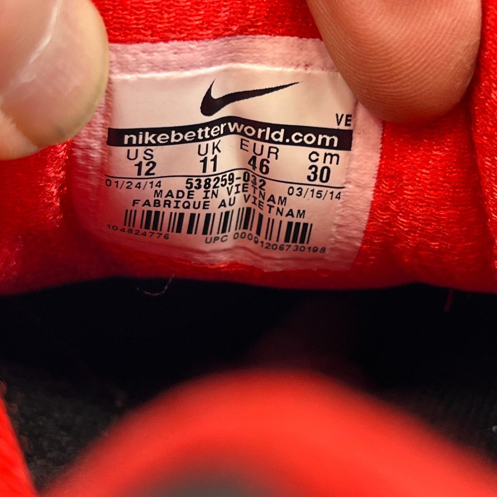 Nike Downshifter 5 Men's Trainers in Black & Red size UK 11 / EU 46