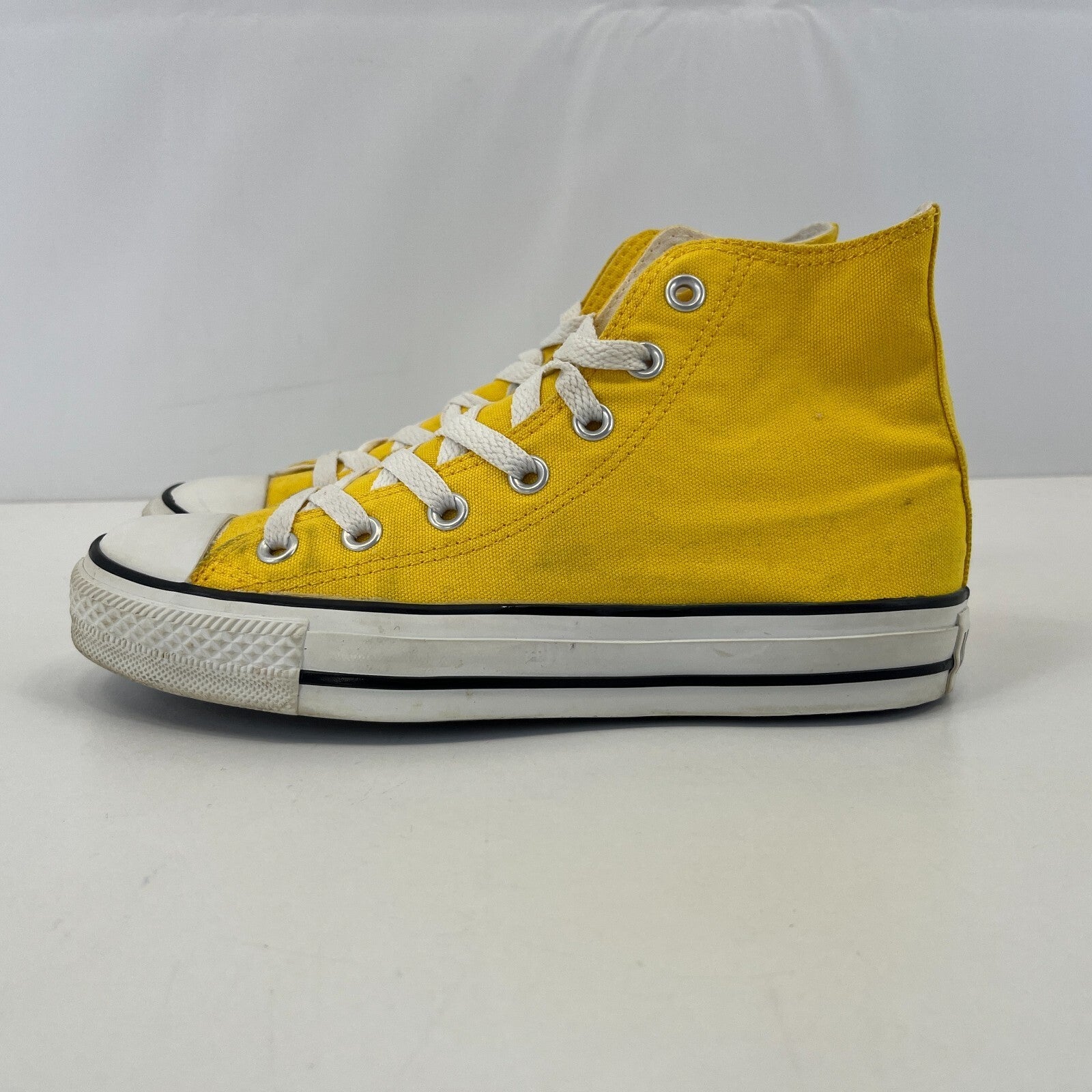 Converse Chuck Taylor All Star Bright Yellow Hi Top Trainers size UK 5 EU 37.5