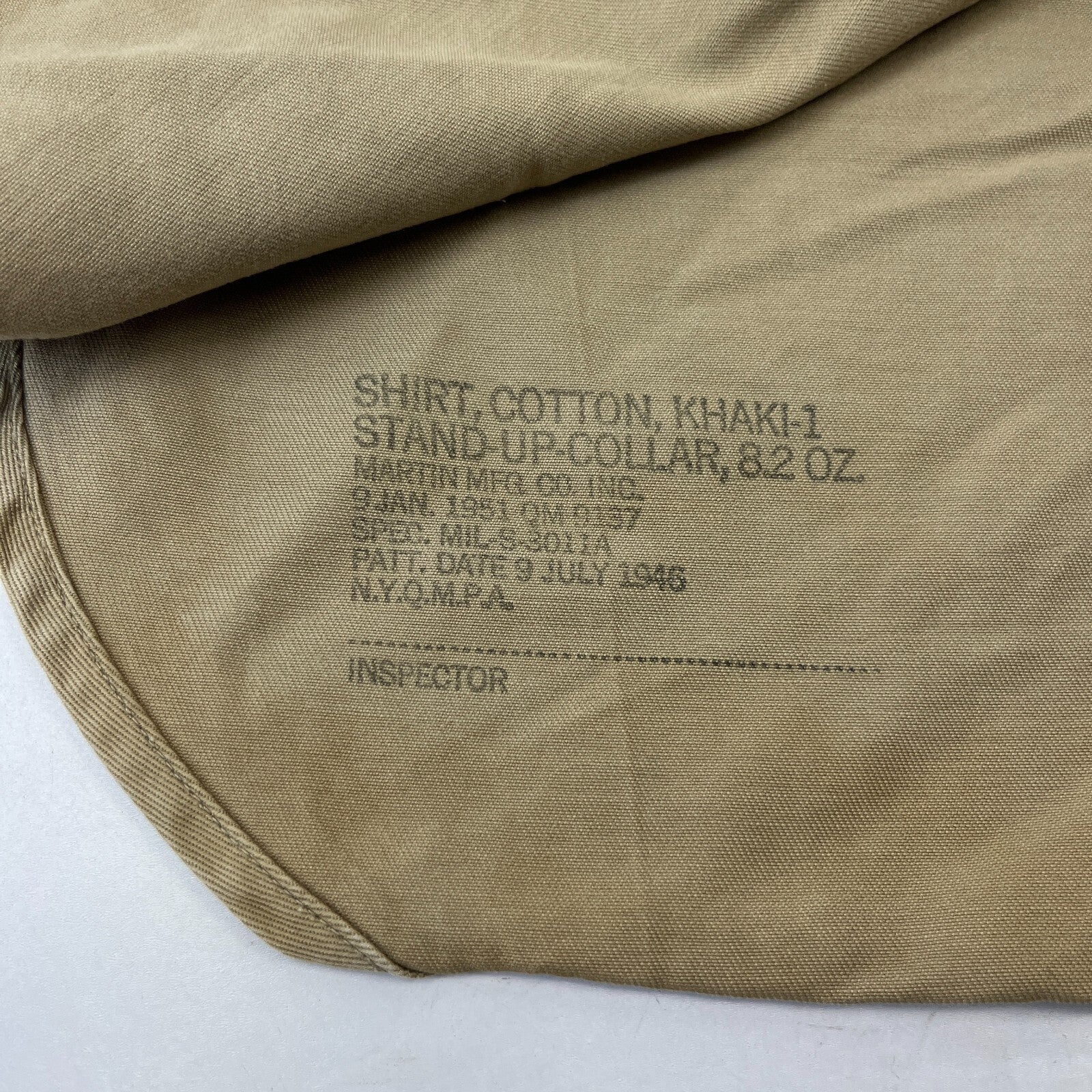 Vintage American Army Military Long Sleeve Shirt with Badges Khaki Brown size M