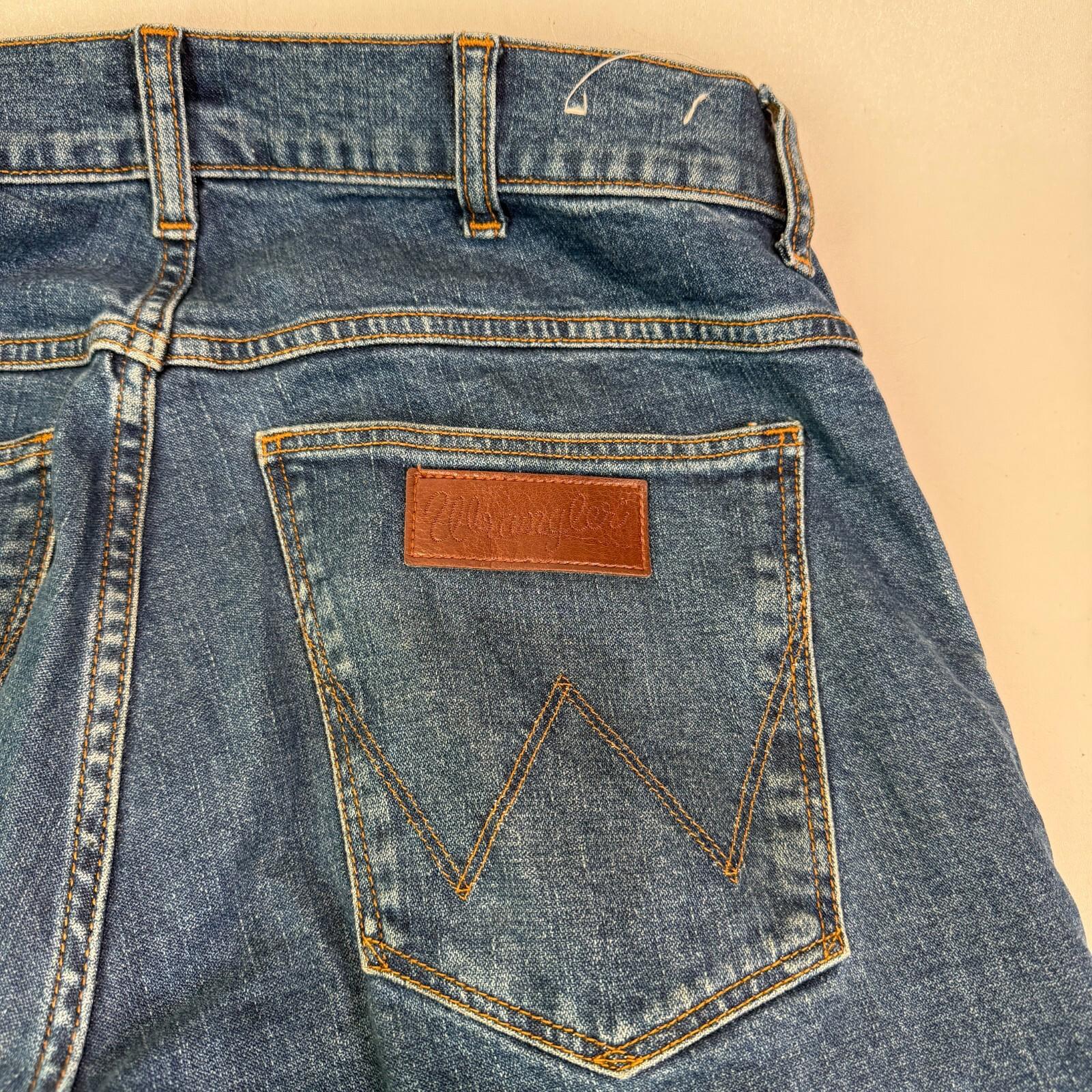 Wrangler Larston Mens Jeans Slim Tapered Skinny Stretch Mid Blue Denim W30" L32"