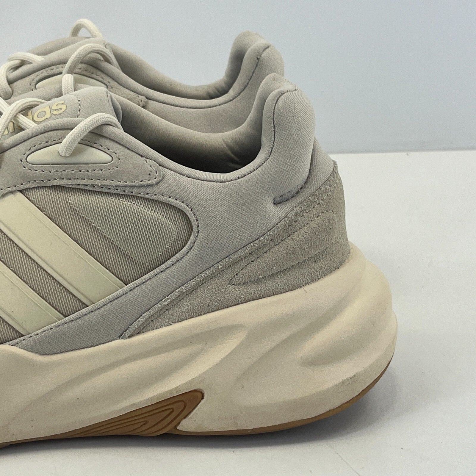Adidas Ozelle Cloudfoam Trainers in Beige Men's size UK 12 EU 47 1/3