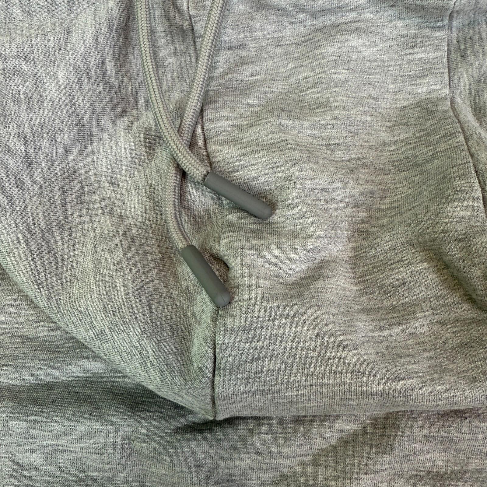 Castore Graphic Spellout Hoodie Mottled Grey size Small - VGC