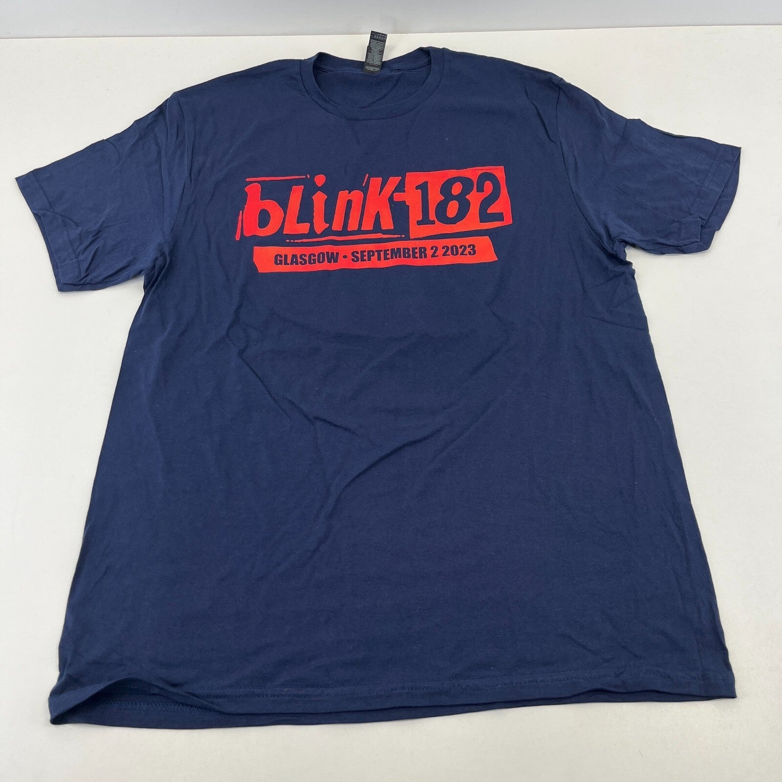 Blink 182 T Shirt Glasgow 2023 Tour Navy Blue & Red size Large Rabbit Print