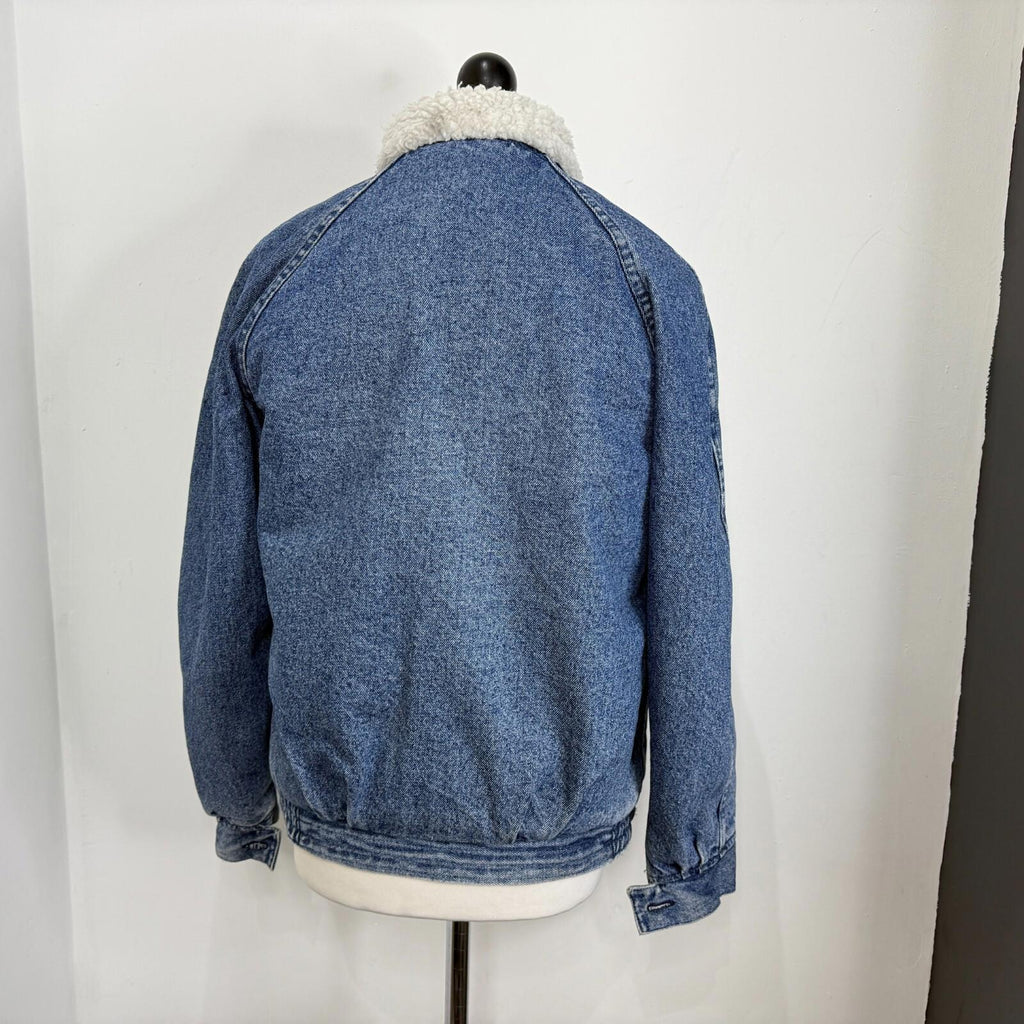 Levi's Trucker Sherpa Lined Denim Jacket Men's US size S (fits like M Loose Fit)